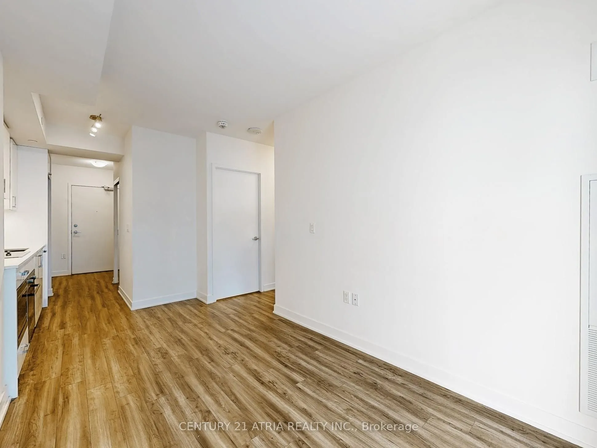 99 Broadway Avenue, #3507