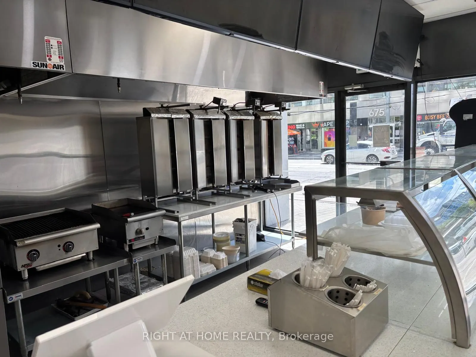 700 King Street W, #105