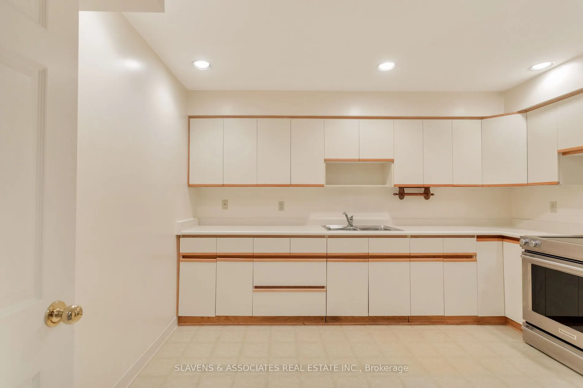 19 Holita Road