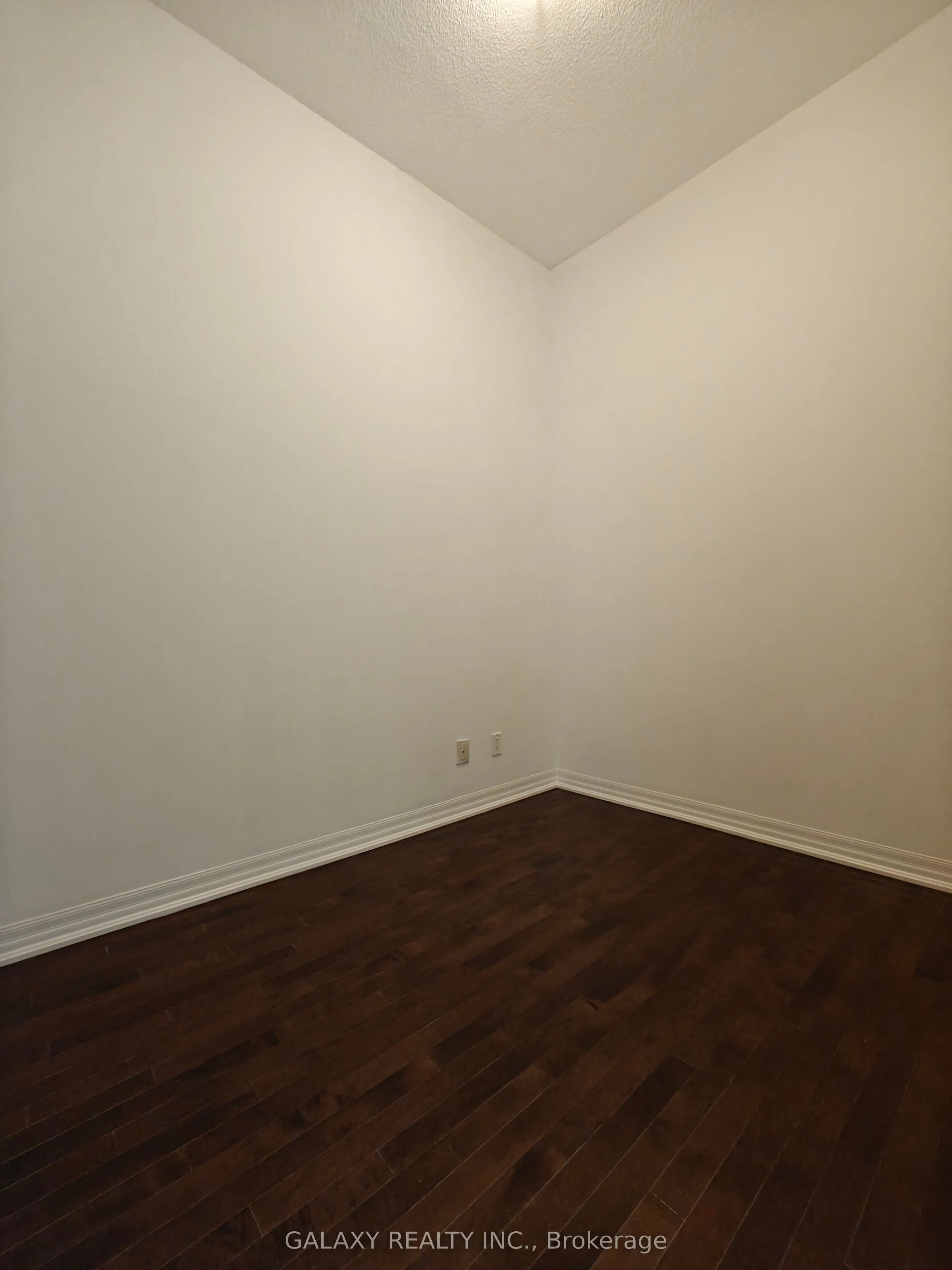 770 Bay Street, #PH205