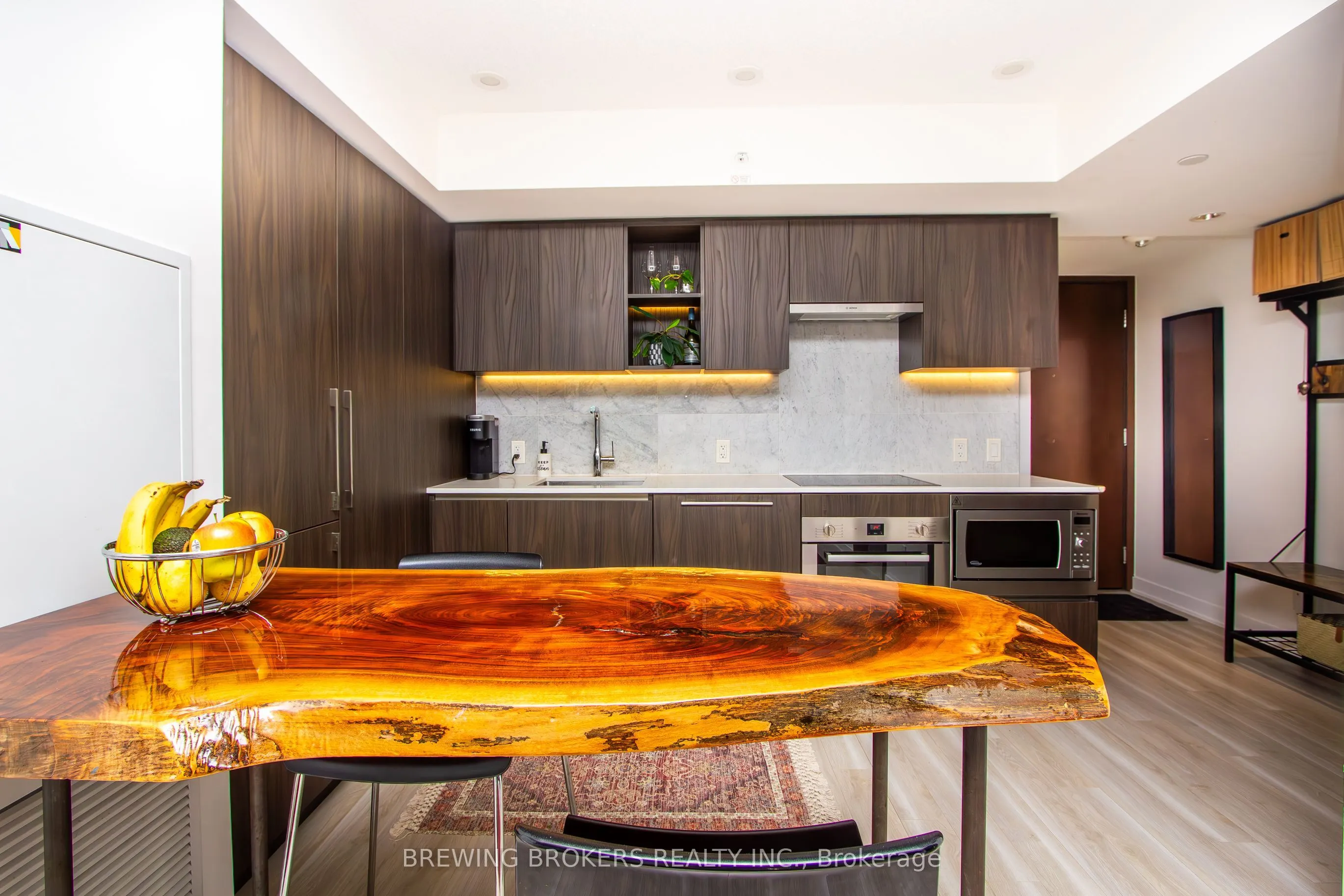 17 Bathurst Street, #1503