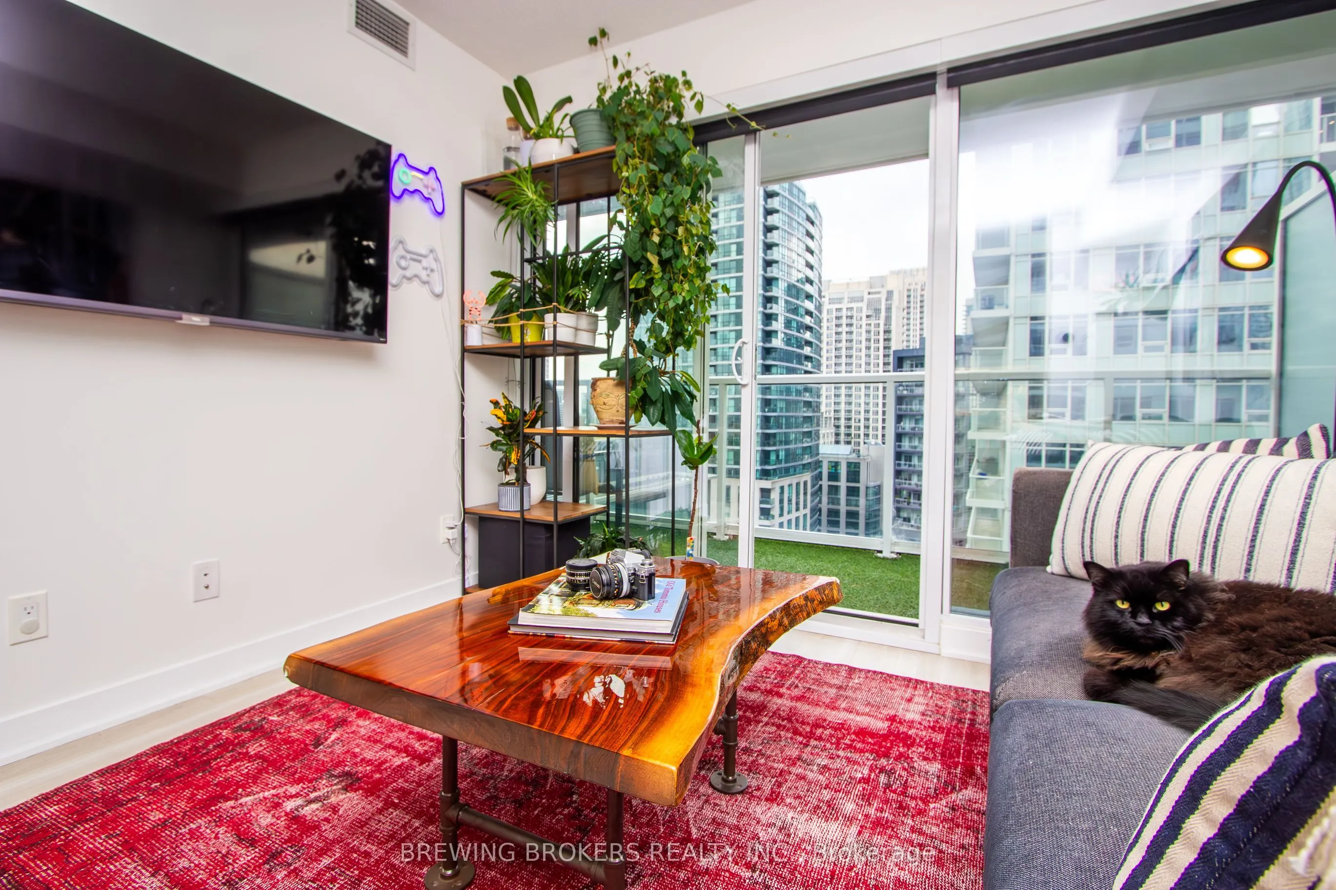 17 Bathurst Street, #1503