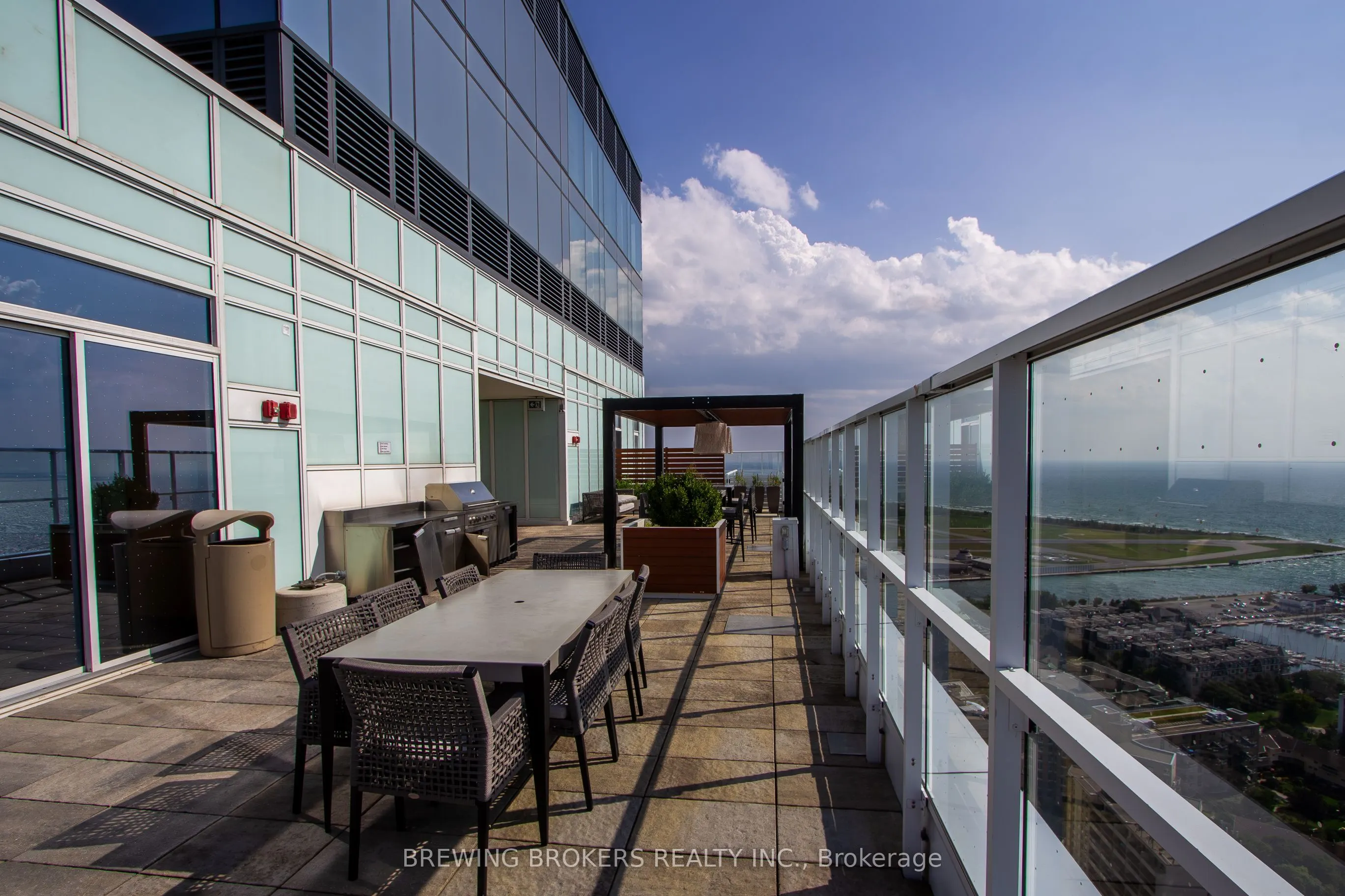 17 Bathurst Street, #1503