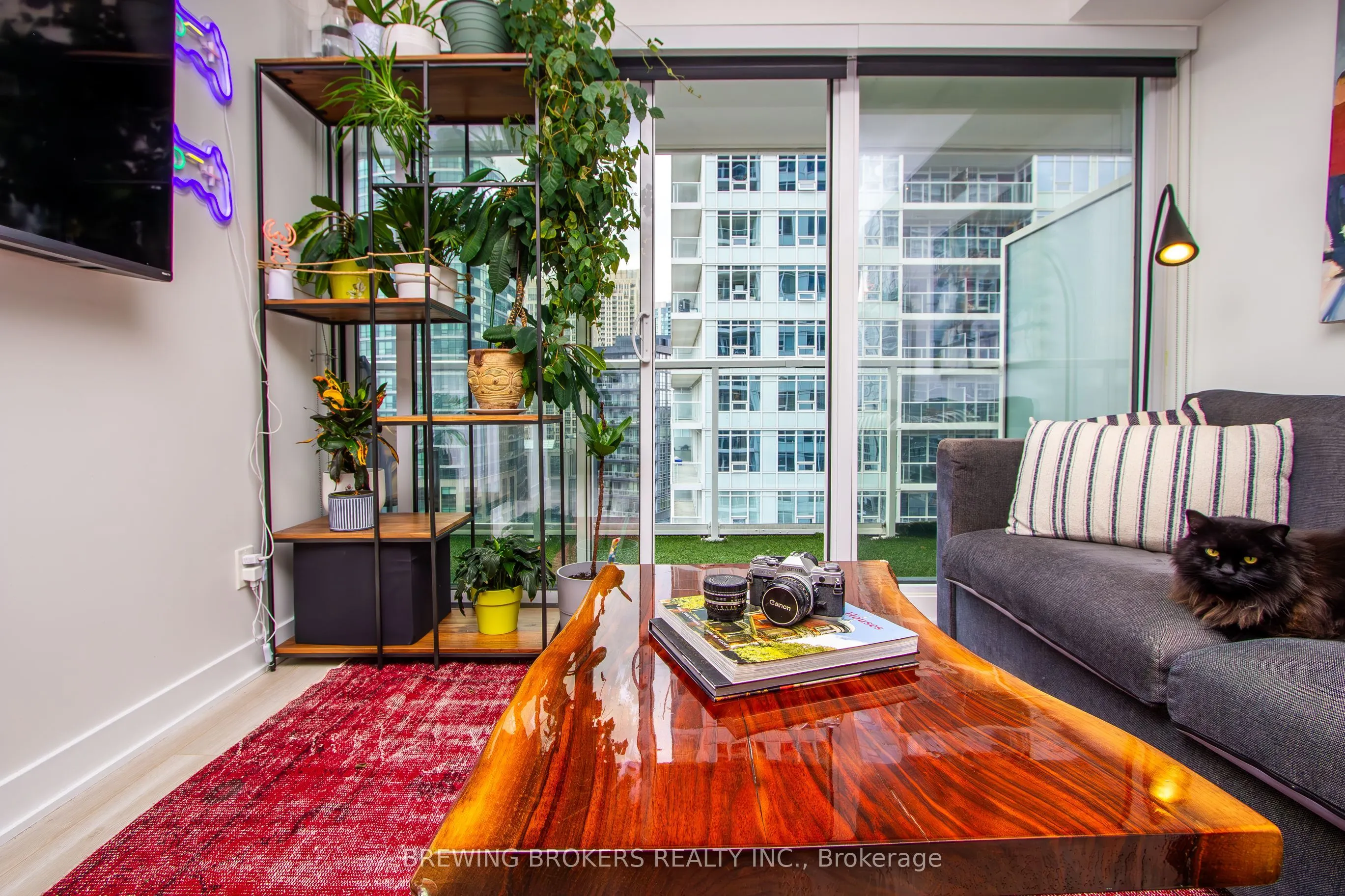 17 Bathurst Street, #1503