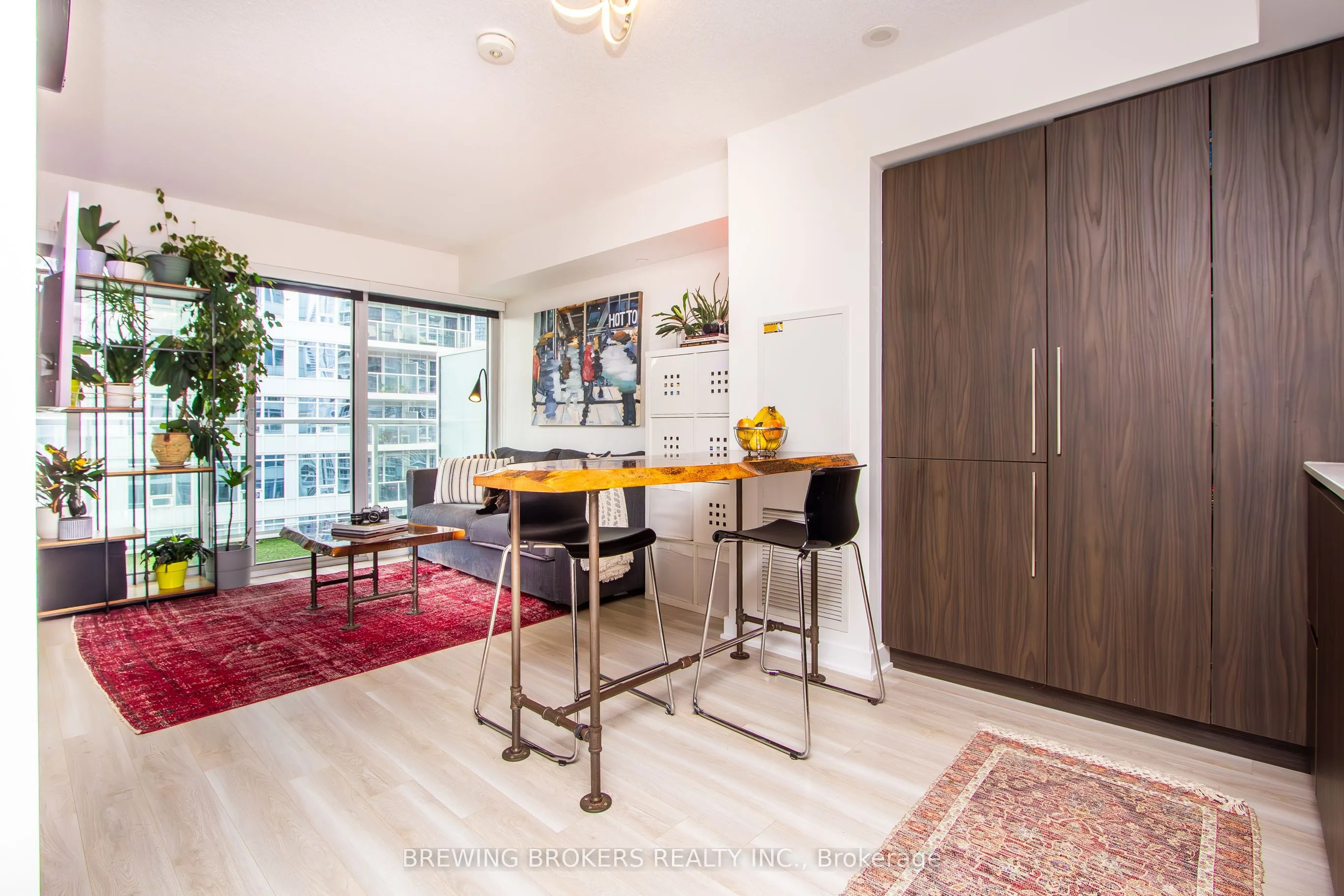 17 Bathurst Street, #1503