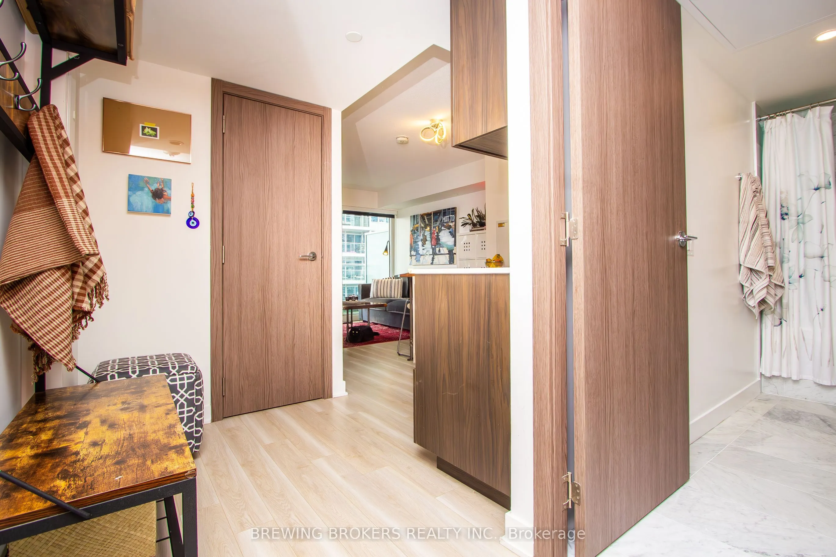 17 Bathurst Street, #1503