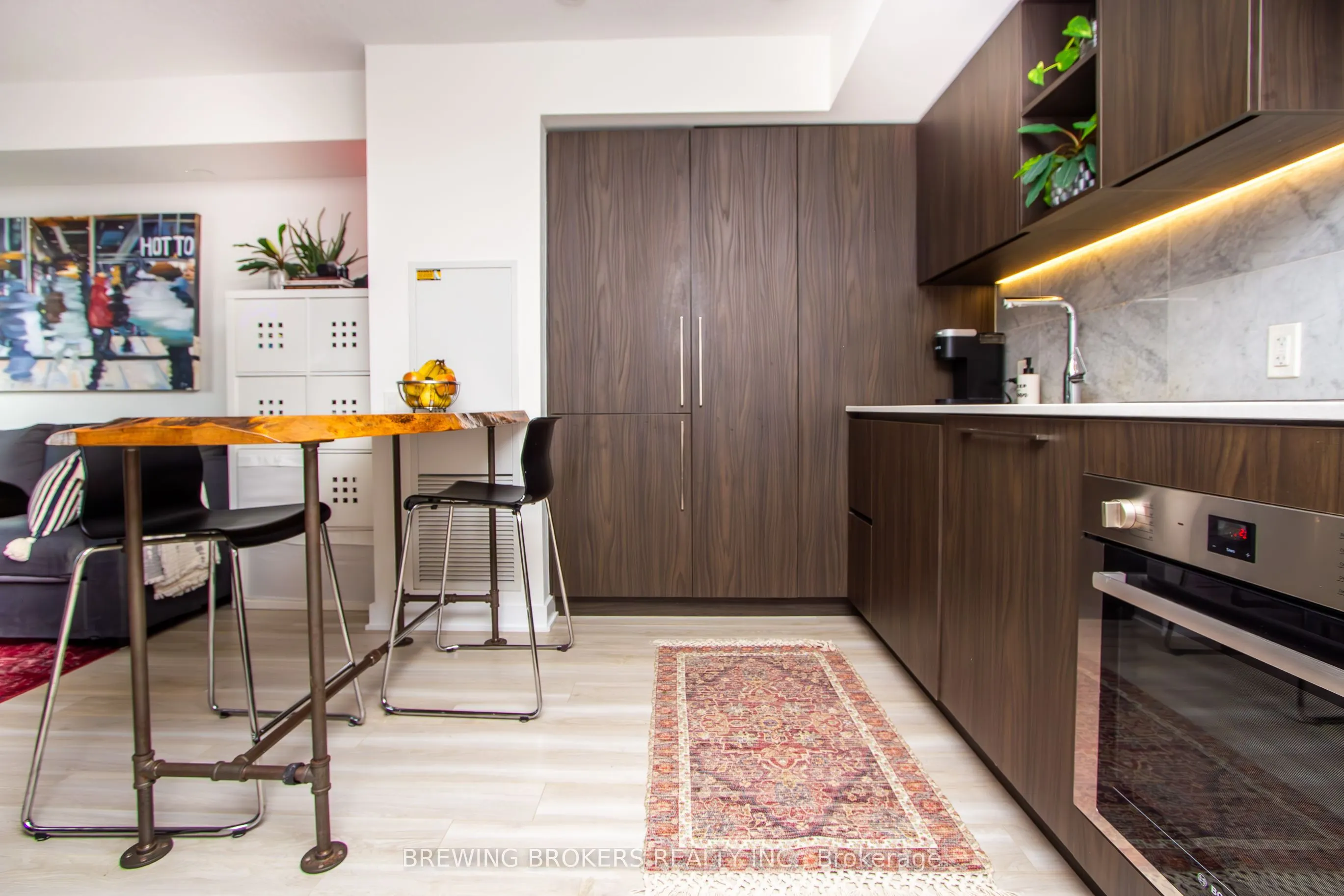 17 Bathurst Street, #1503