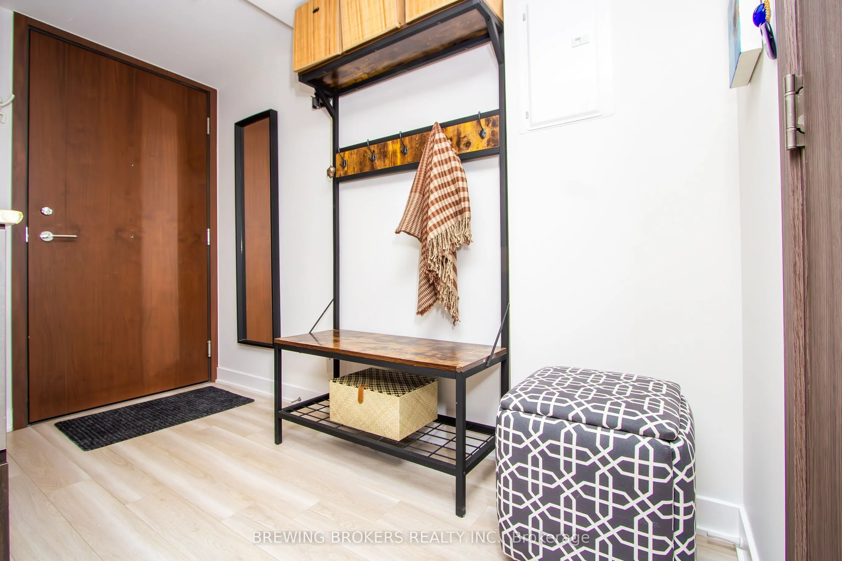 17 Bathurst Street, #1503