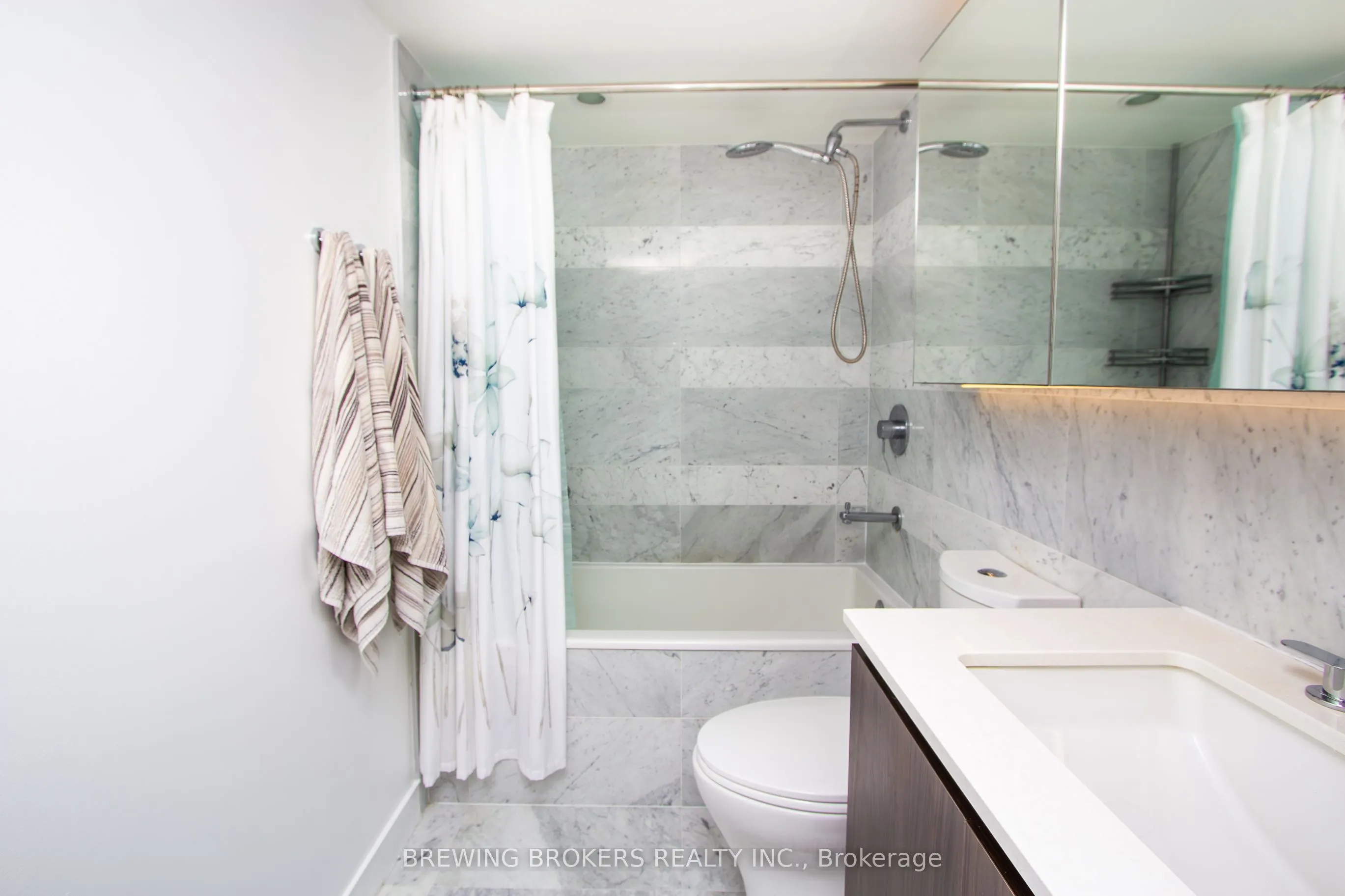 17 Bathurst Street, #1503