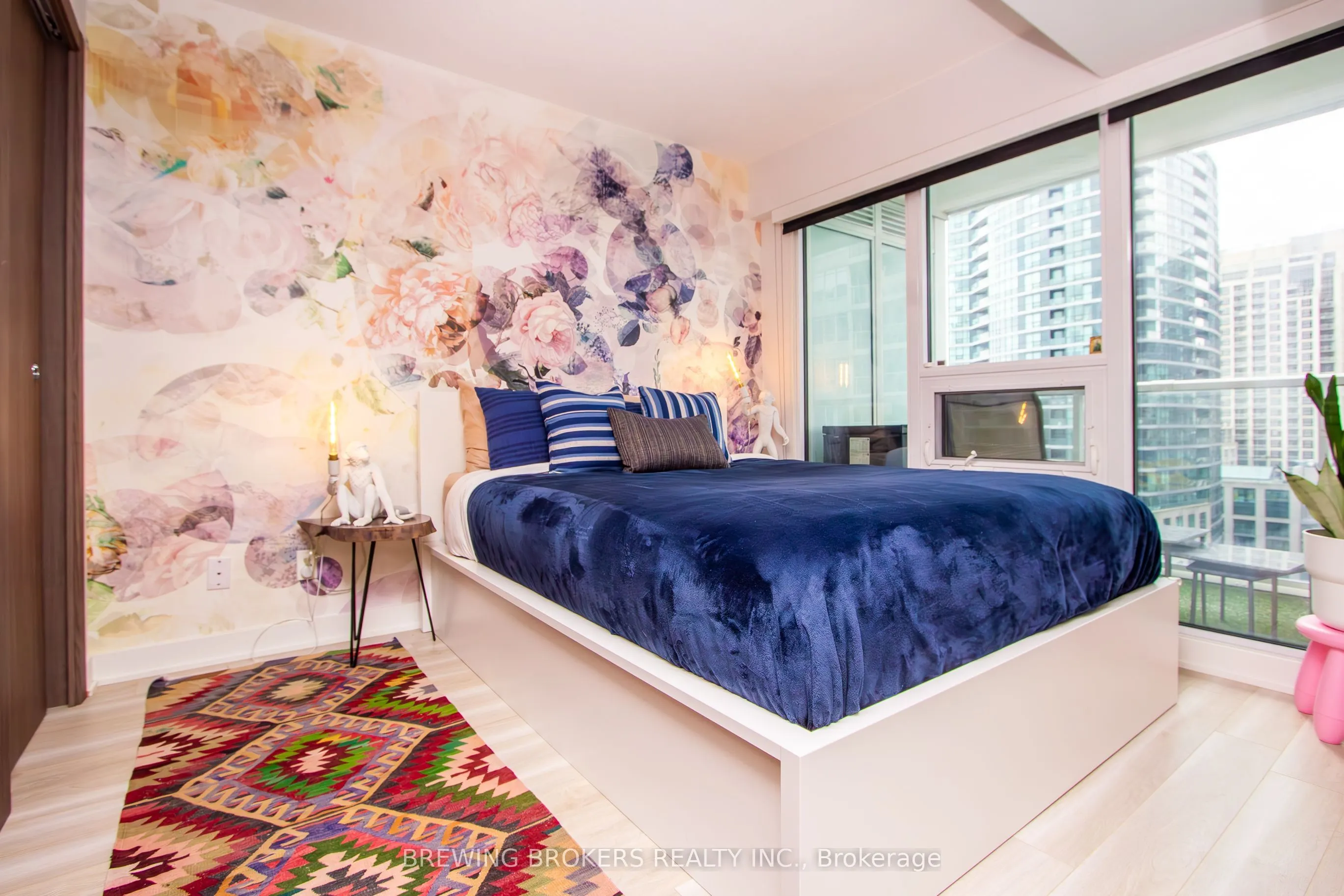 17 Bathurst Street, #1503