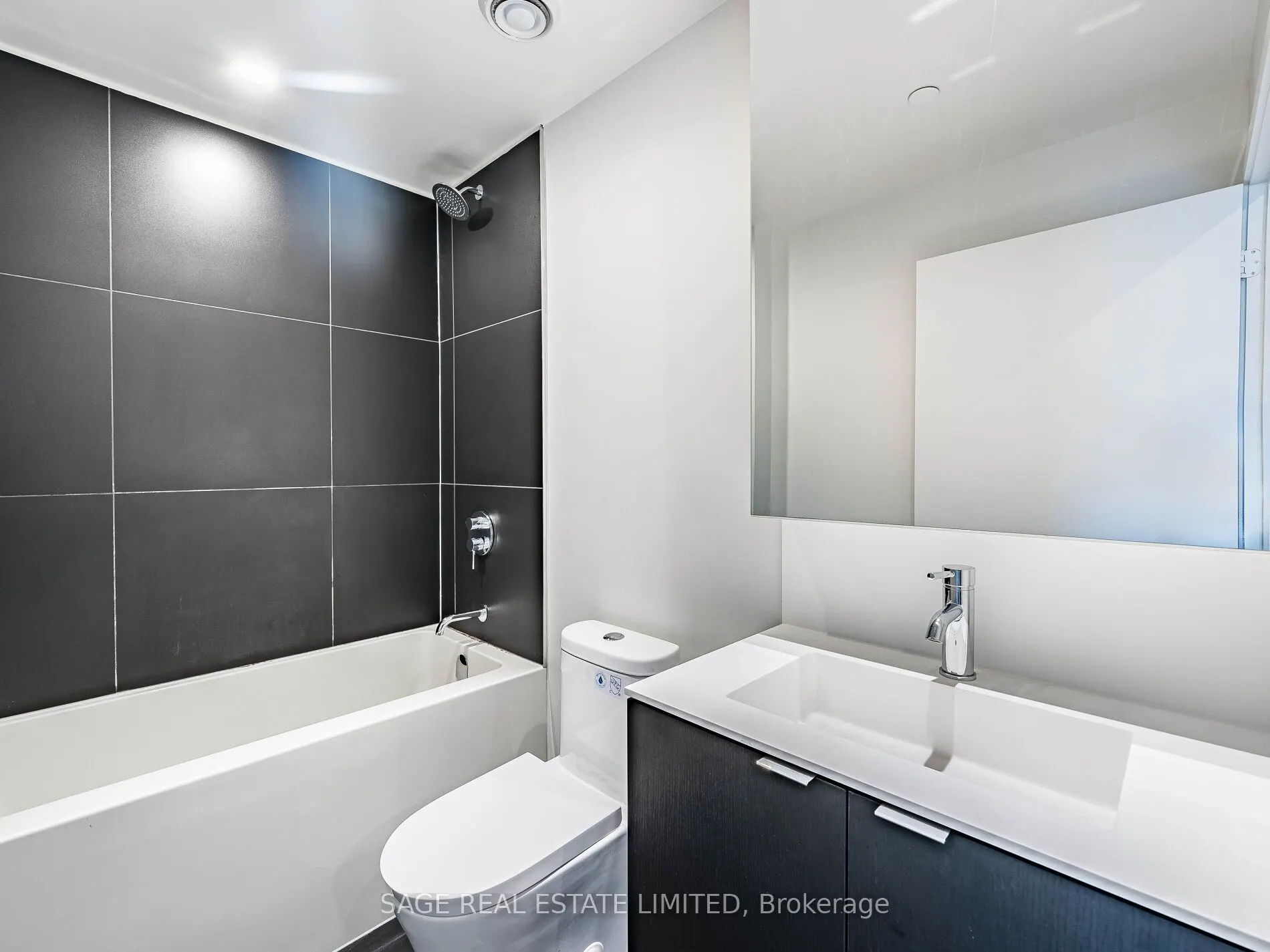 20 Edward Street, #2319