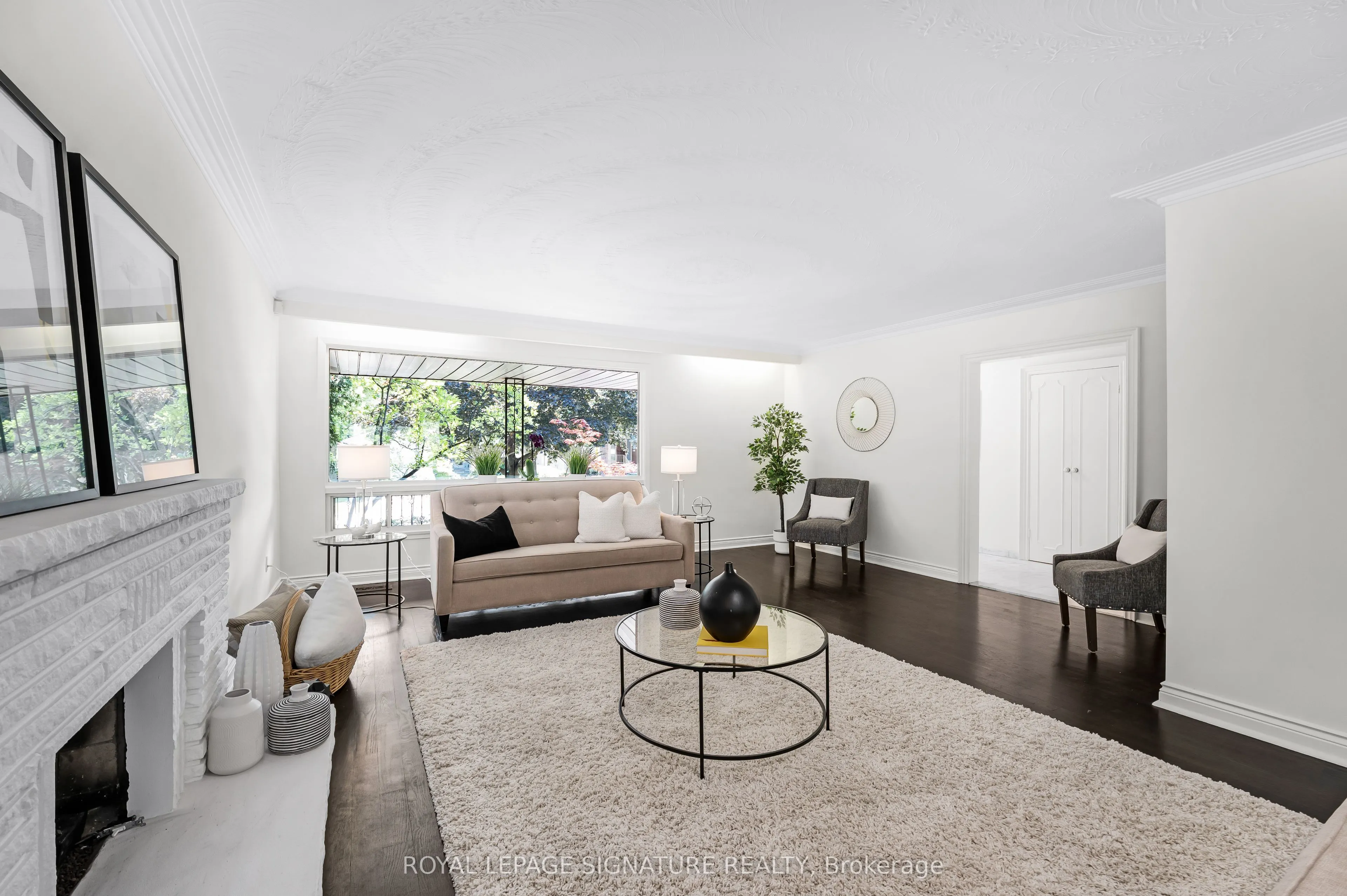 24 Ealing Drive