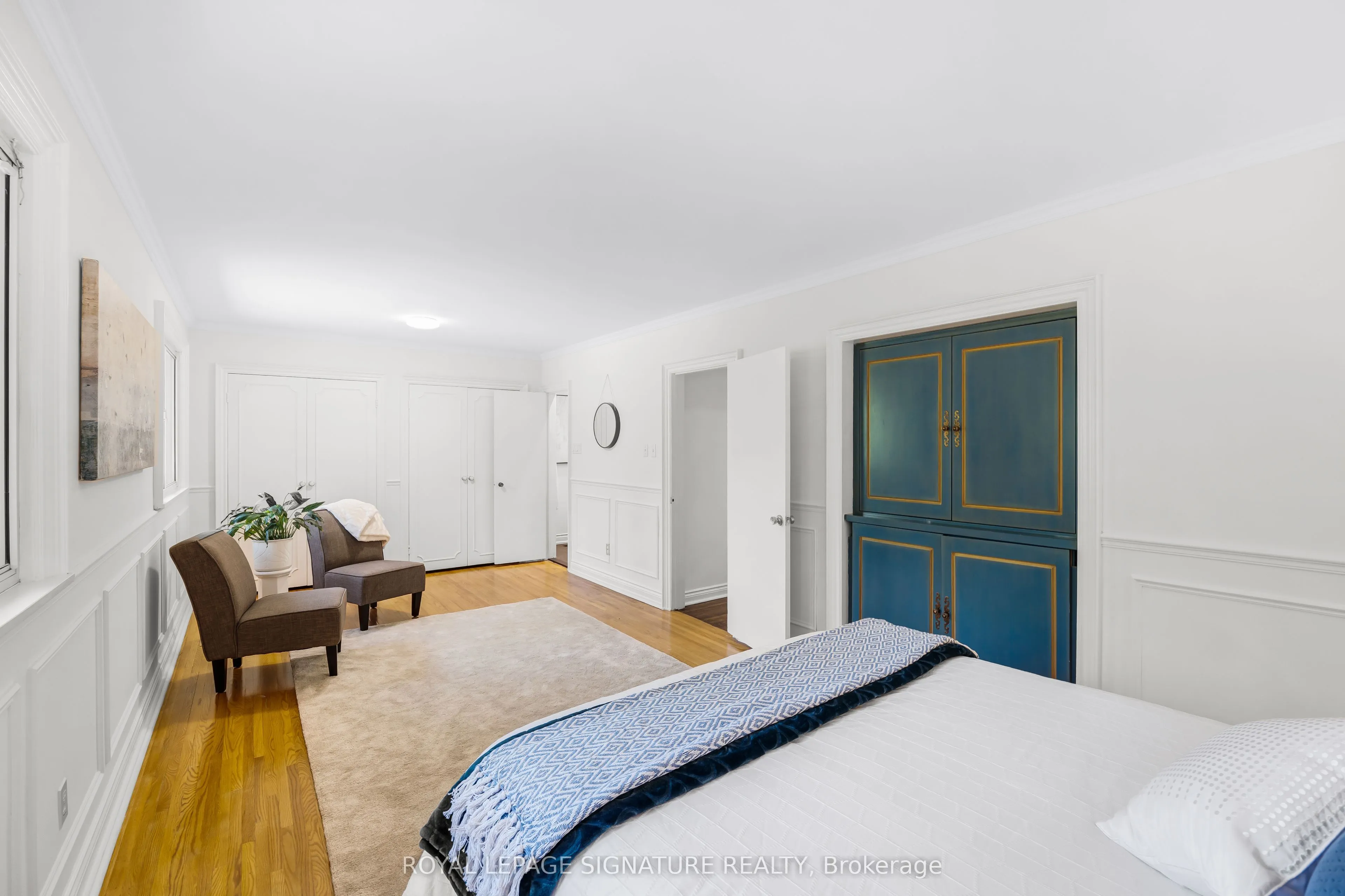 24 Ealing Drive