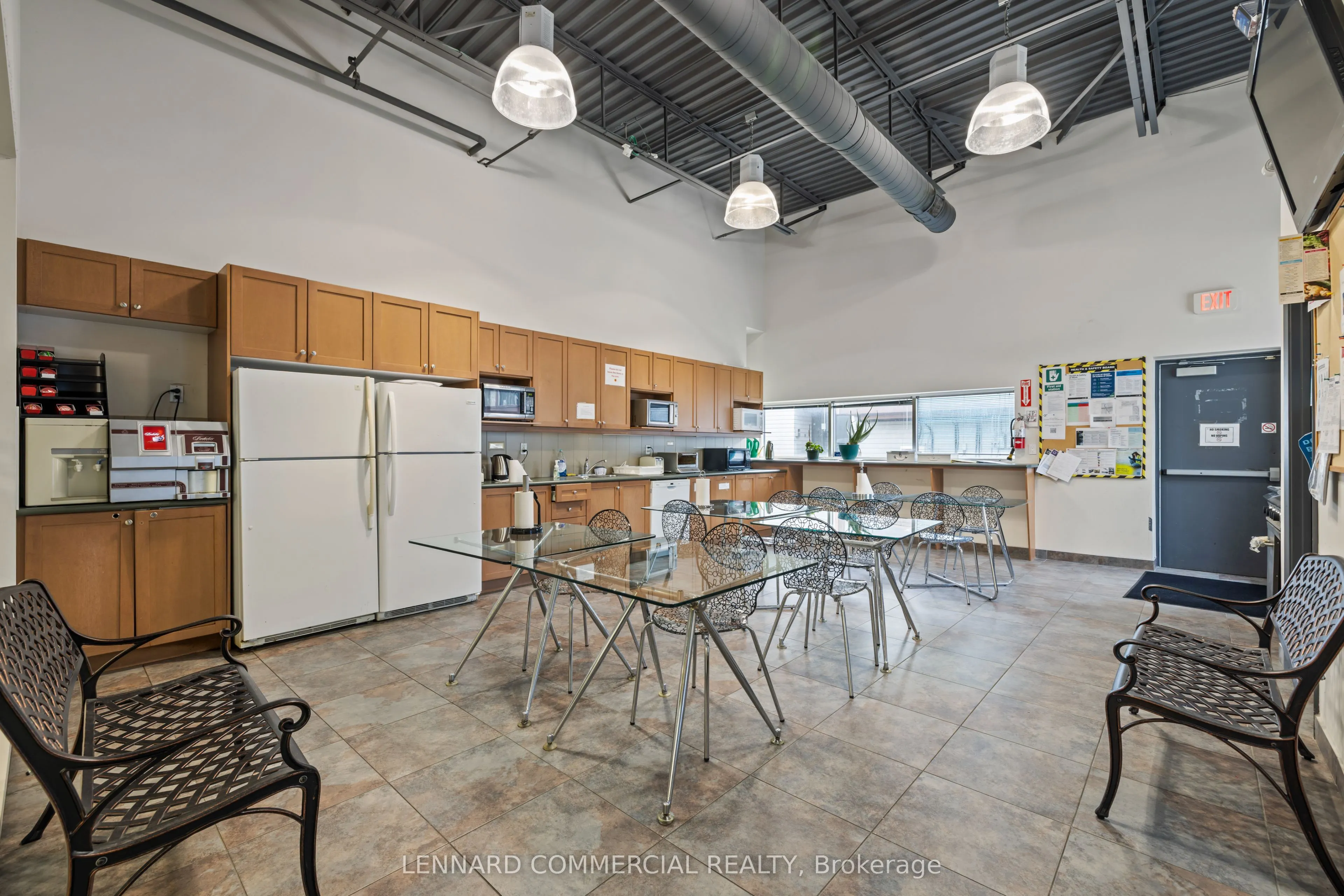 235-255 Lesmill Road, #2