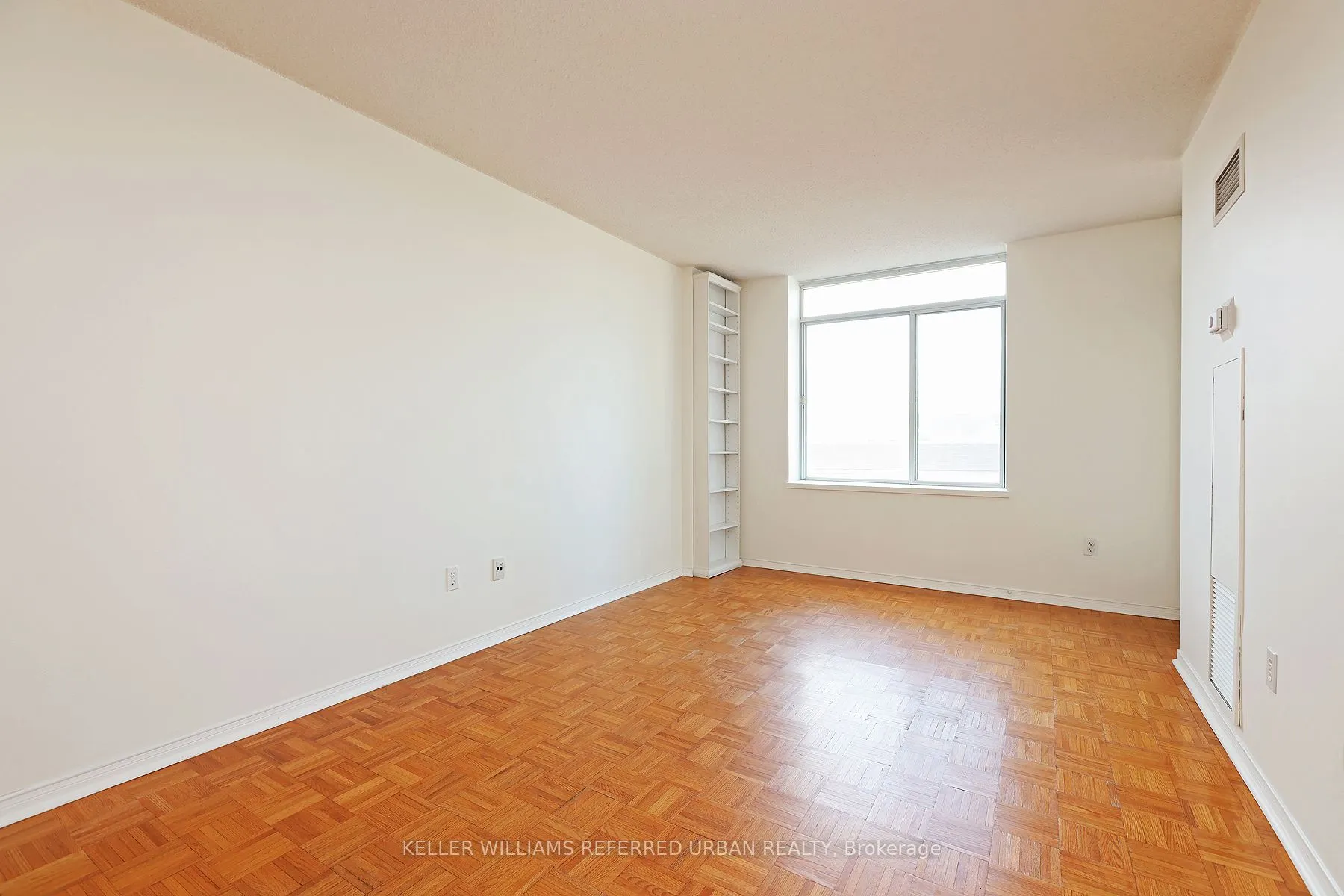 39 Parliament Street, #1008