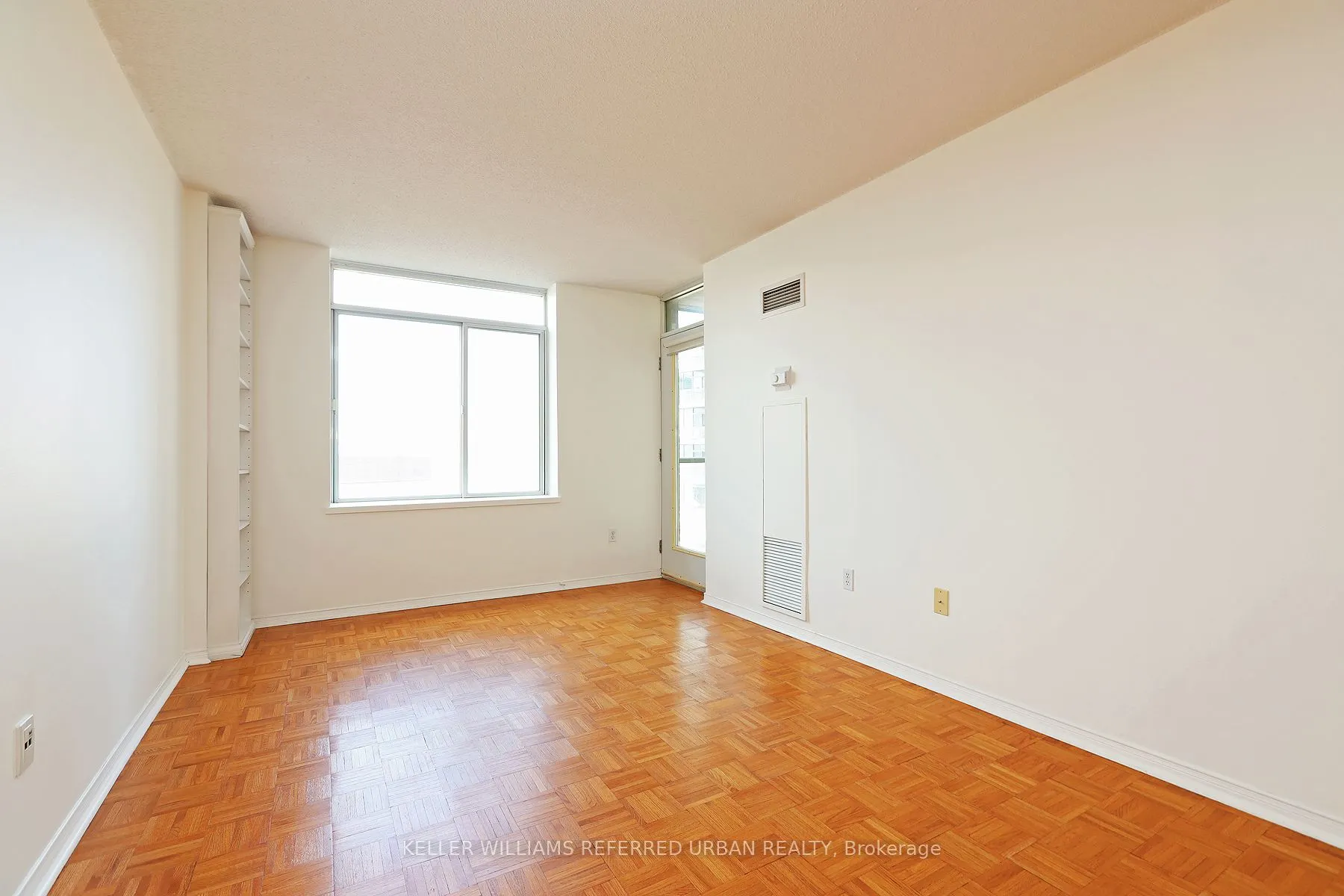 39 Parliament Street, #1008
