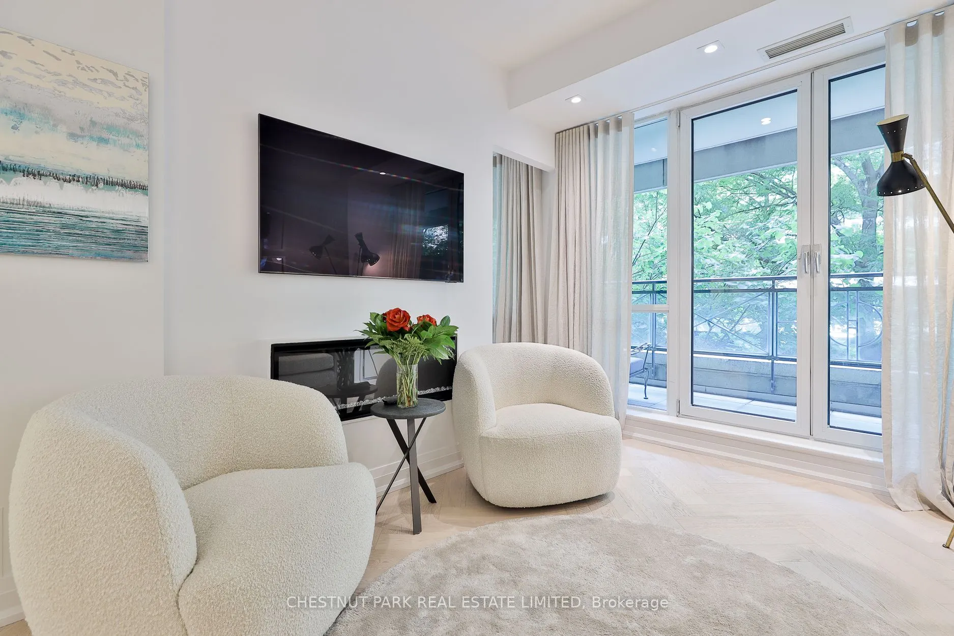 25 Scrivener Square, #201