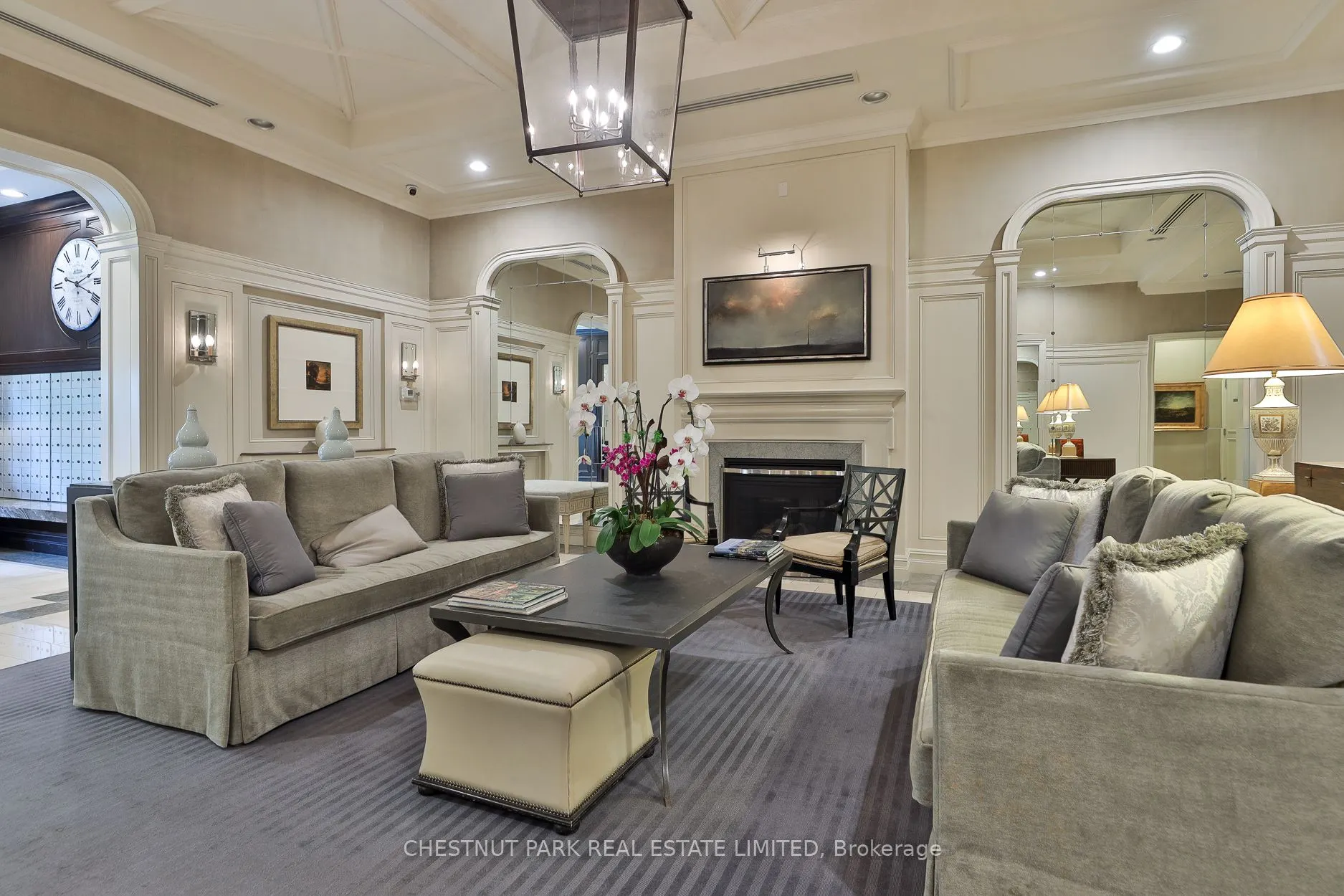 25 Scrivener Square, #201