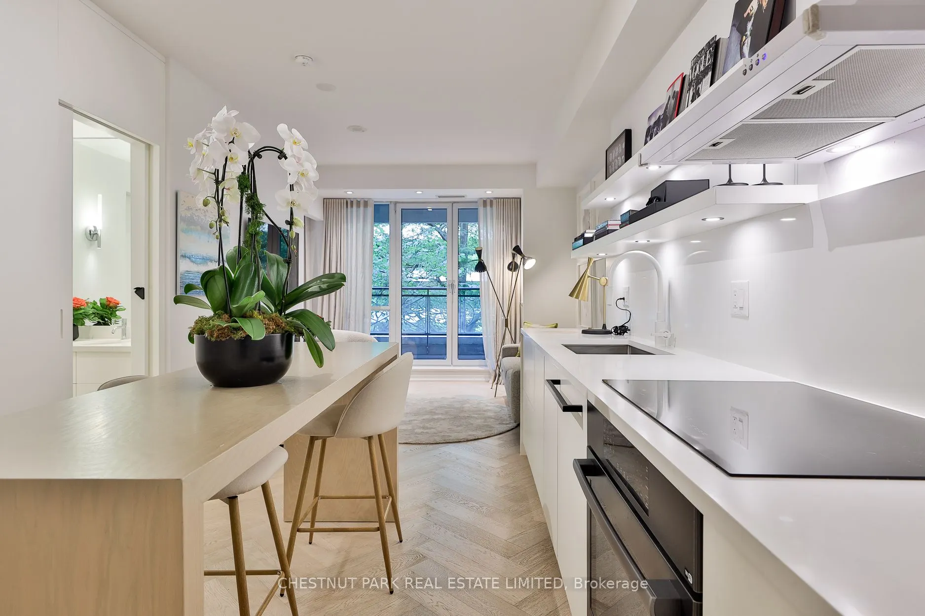 25 Scrivener Square, #201