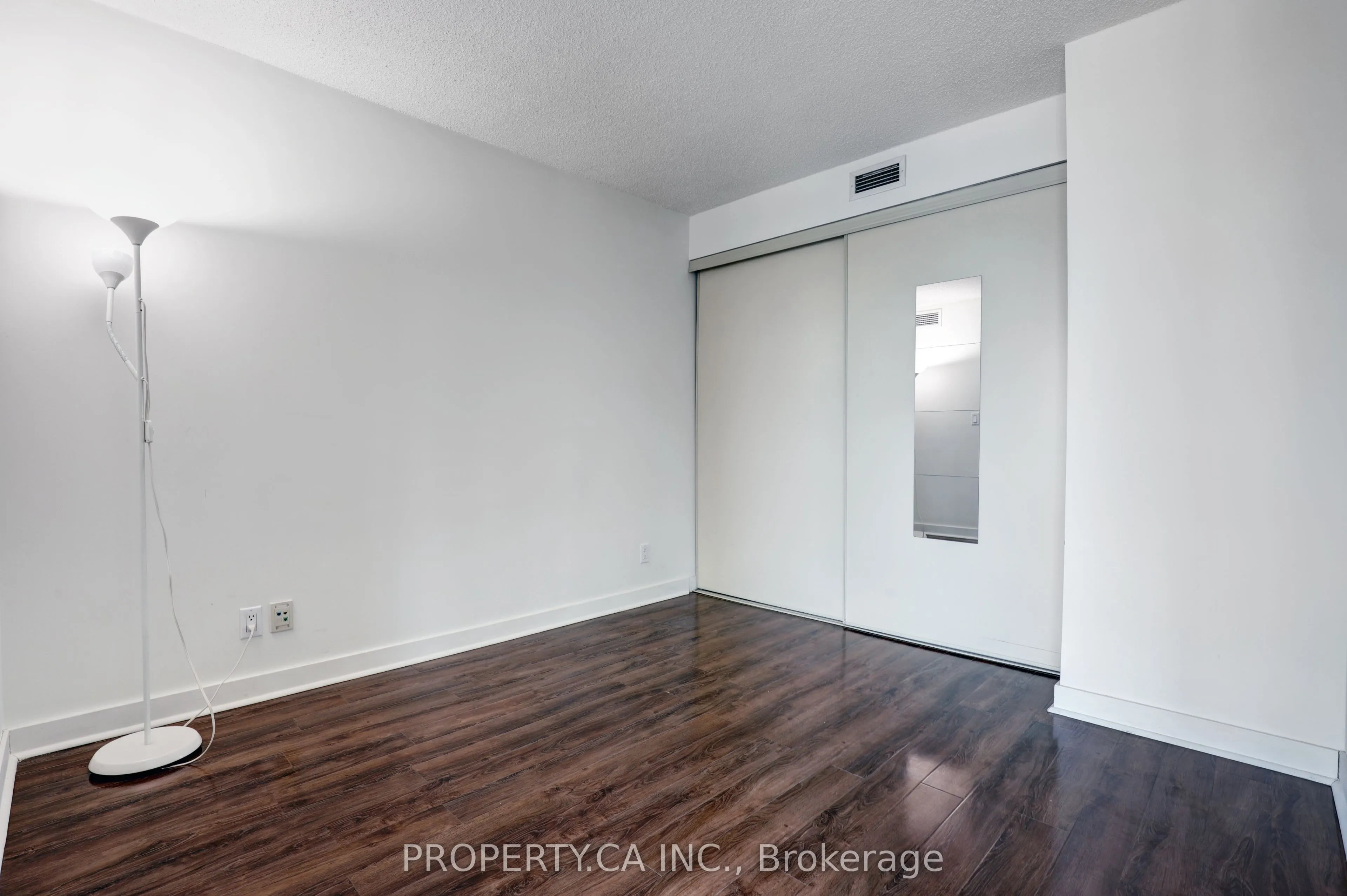 397 Front Street W, #3106