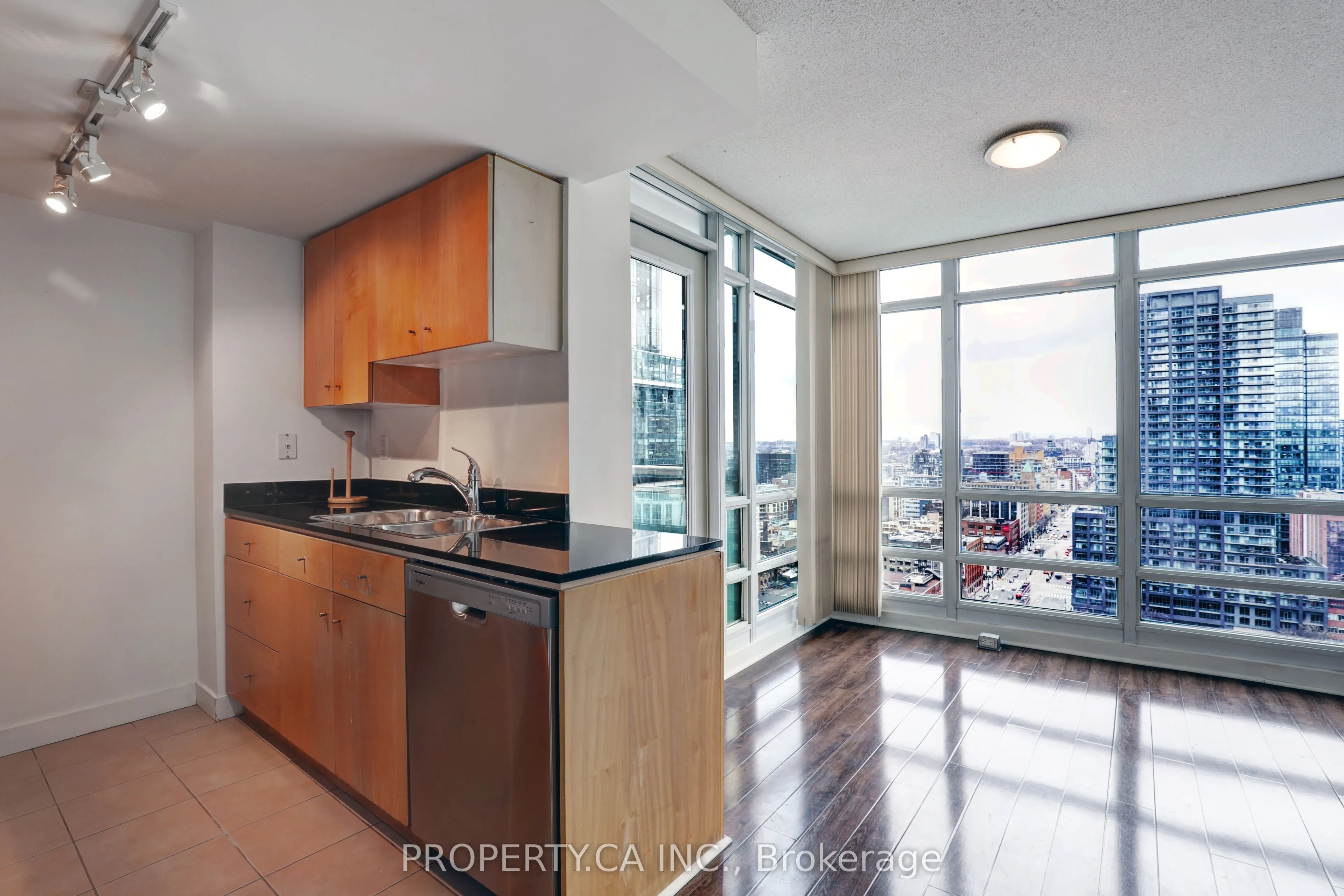 397 Front Street W, #3106