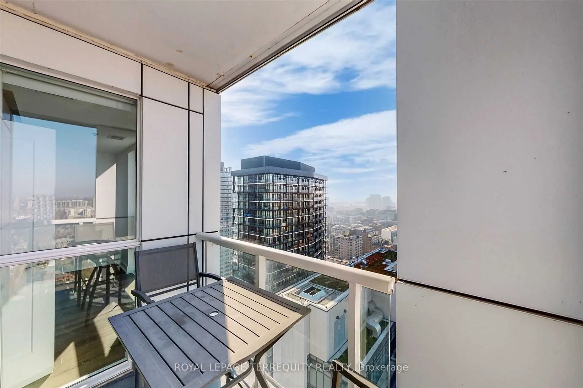 318 Richmond Street W, #3609