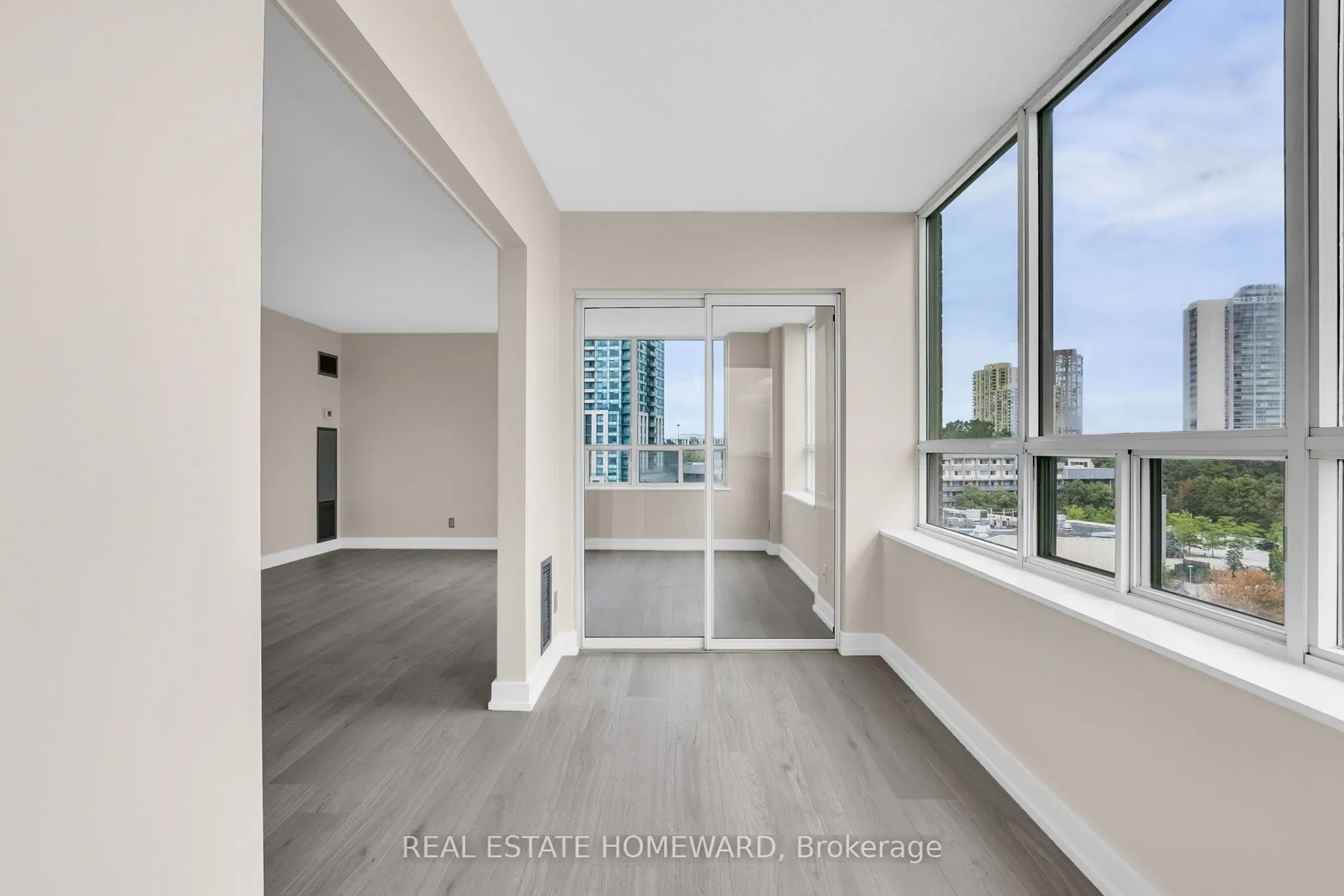 215 Wynford Drive NE, #1006