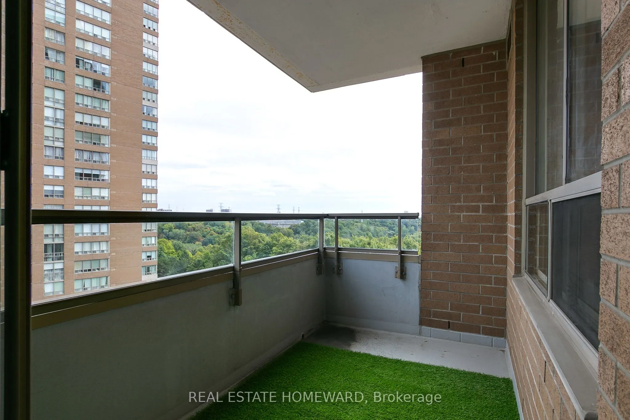 215 Wynford Drive NE, #1006