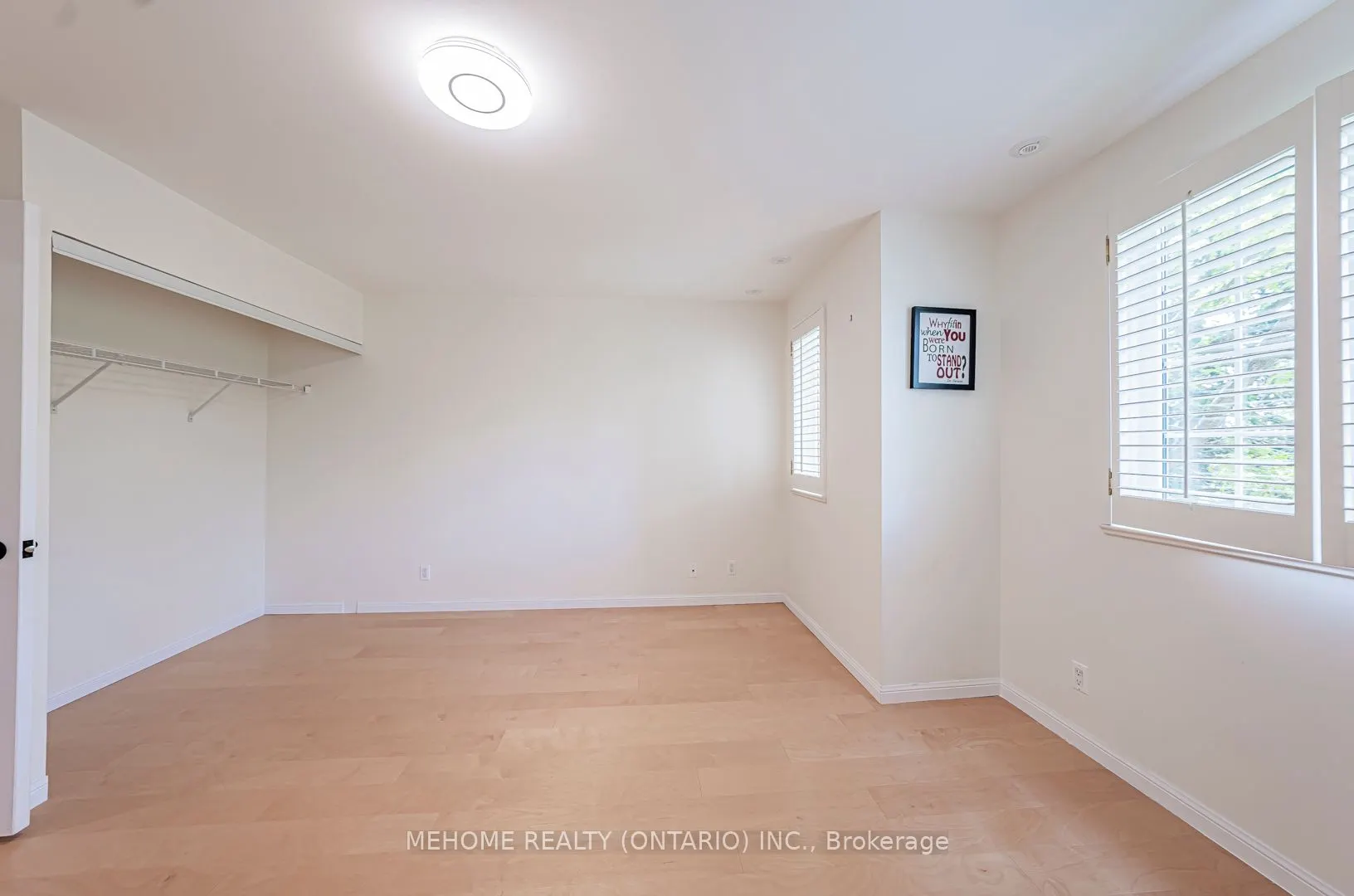 28 Sommerset Way, #1227