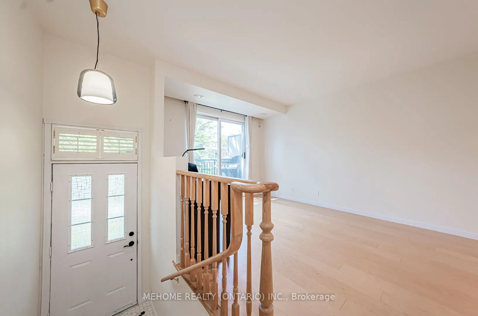 28 Sommerset Way, #1227