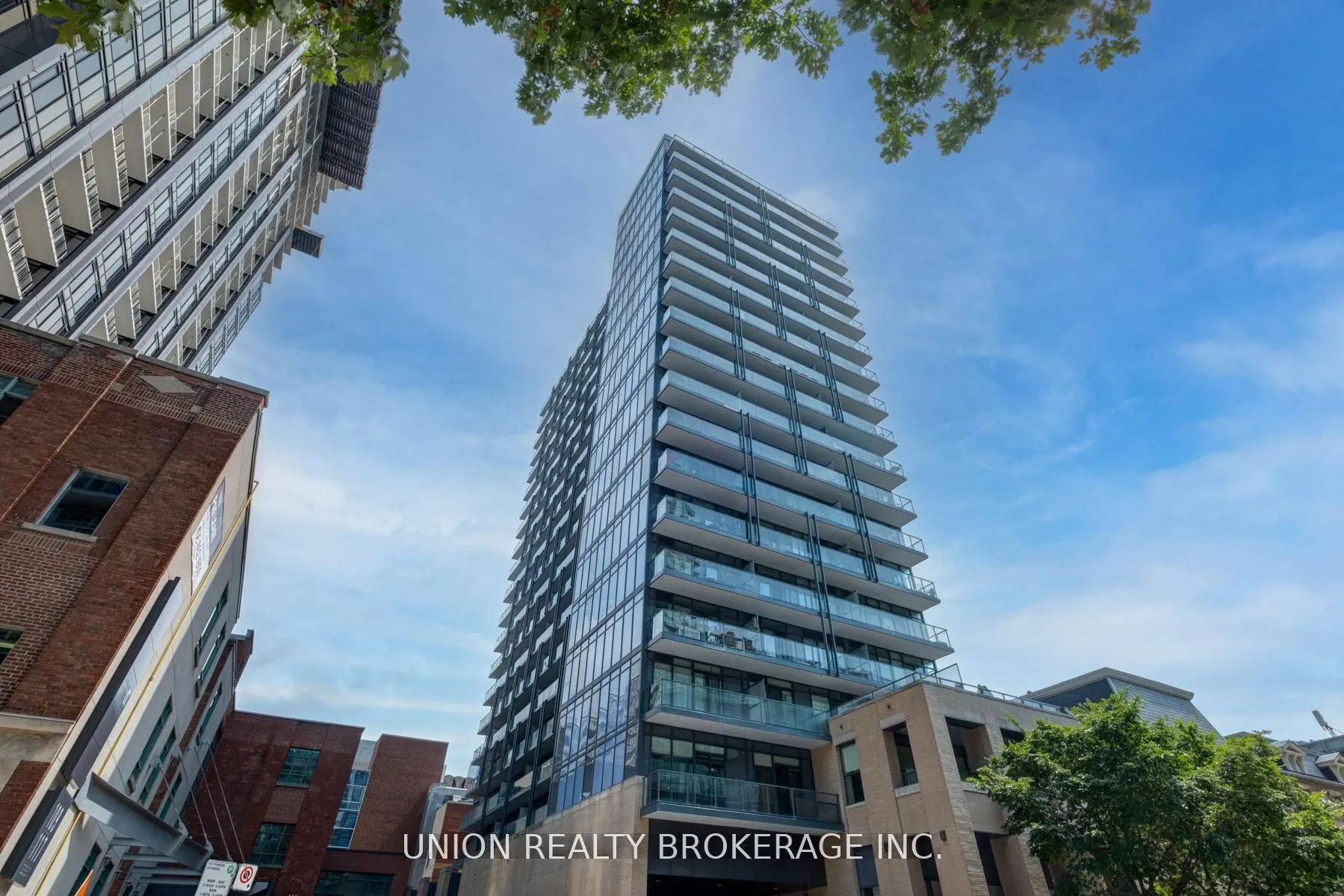 105 George Street, #405