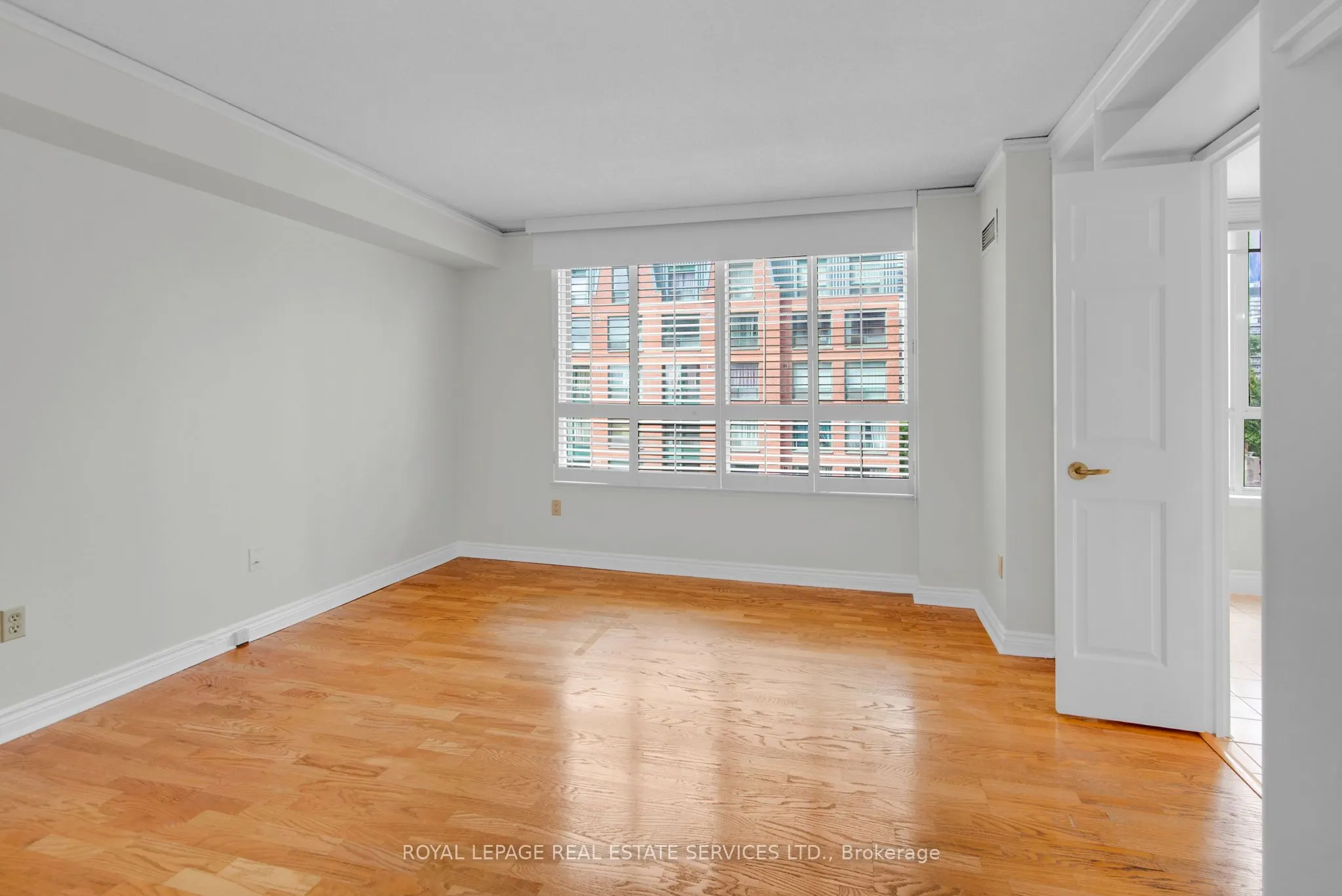 130 Carlton Street, #609