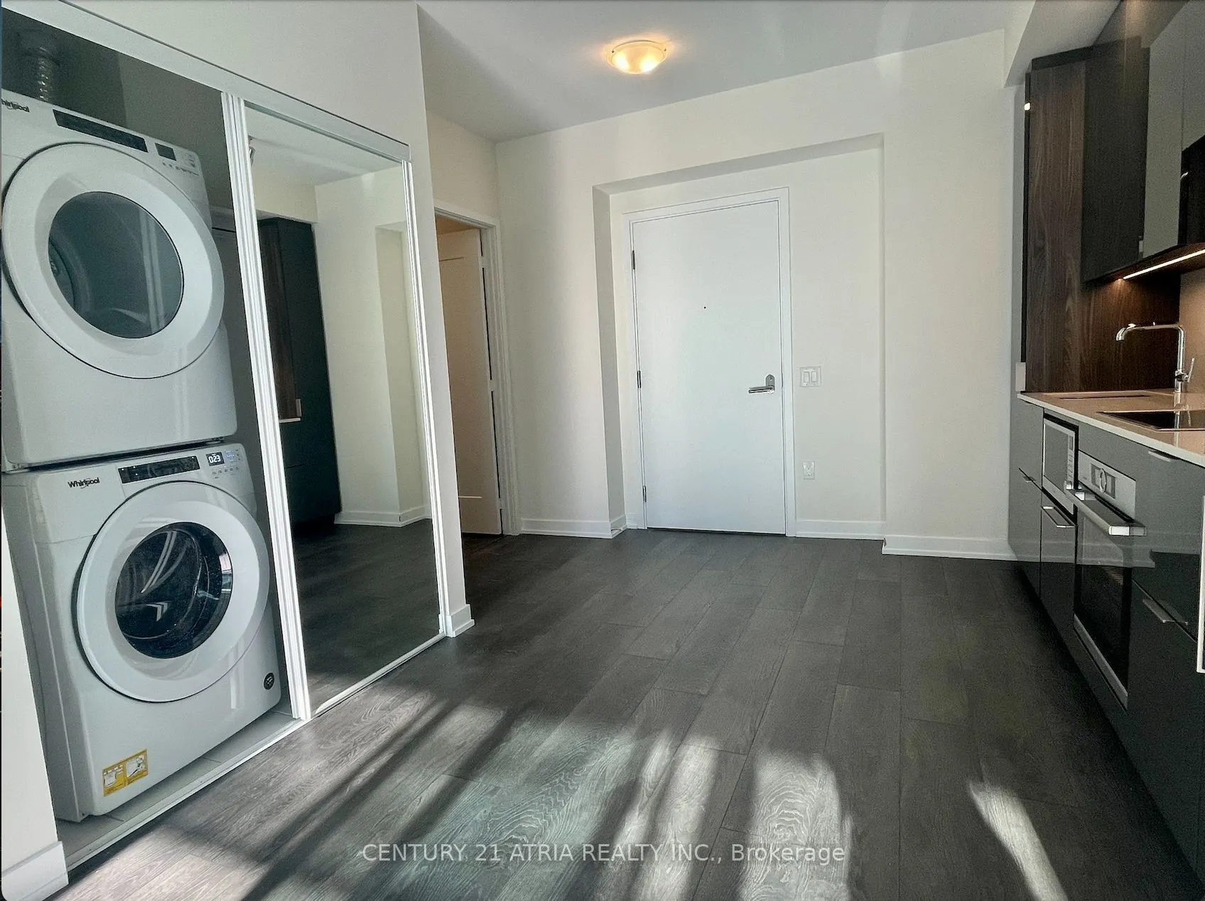 28 Freeland Street, #1503