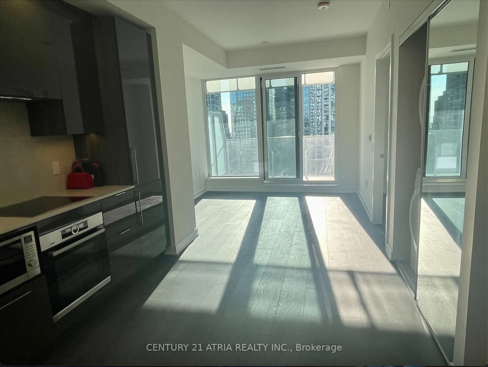 28 Freeland Street, #1503