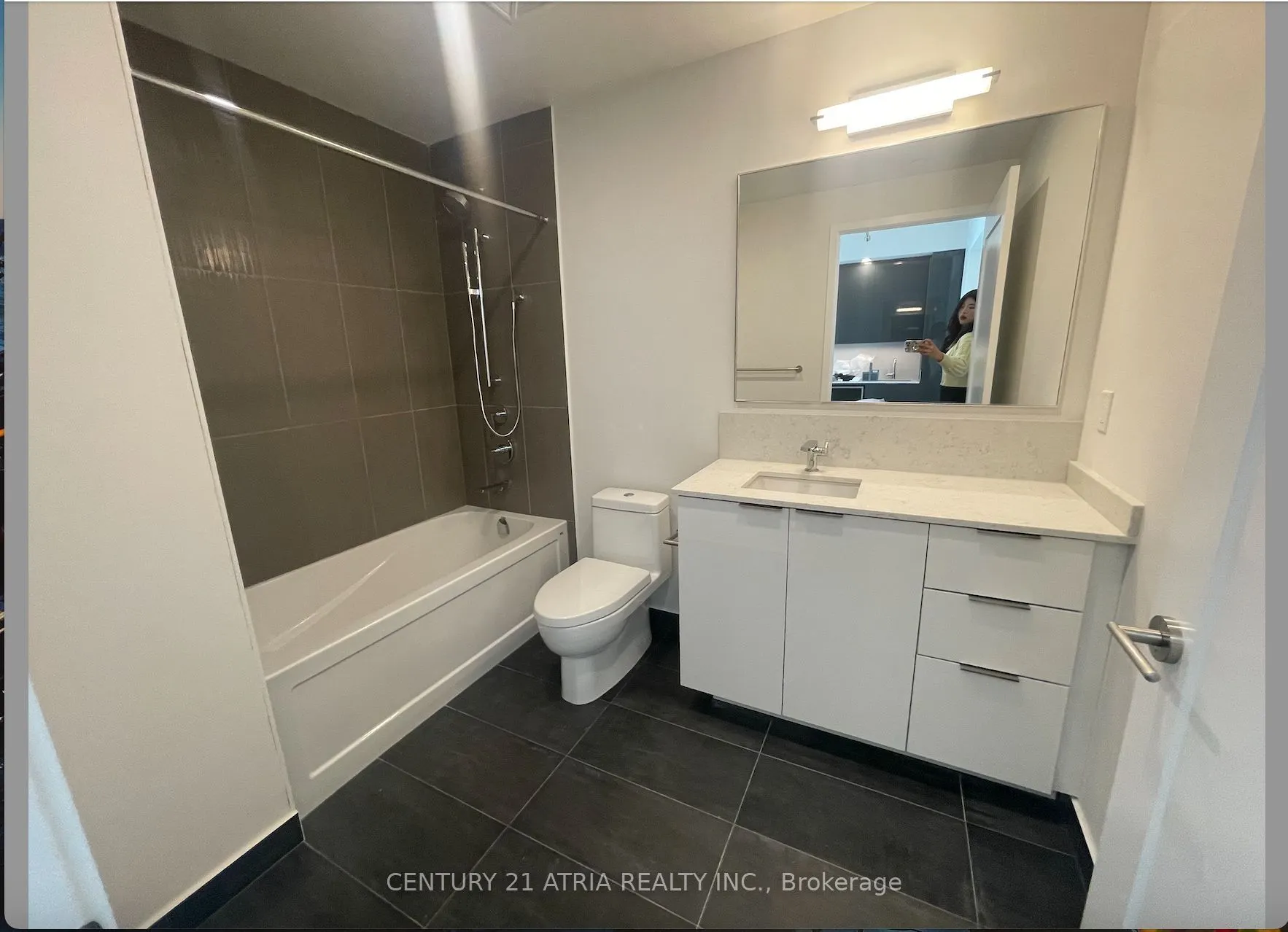 28 Freeland Street, #1503