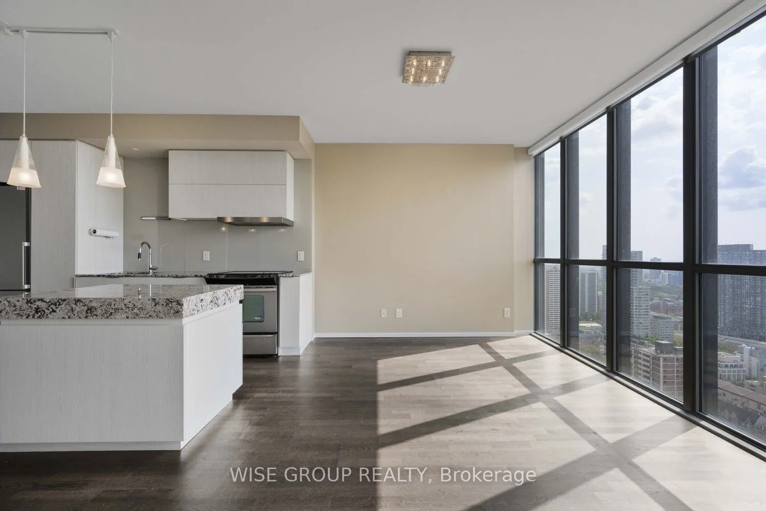 101 Charles Street E, #3202