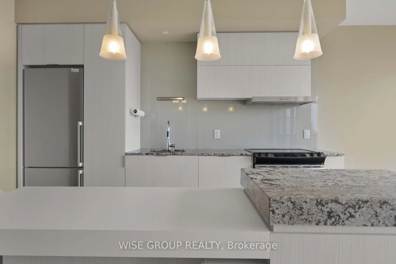 101 Charles Street E, #3202