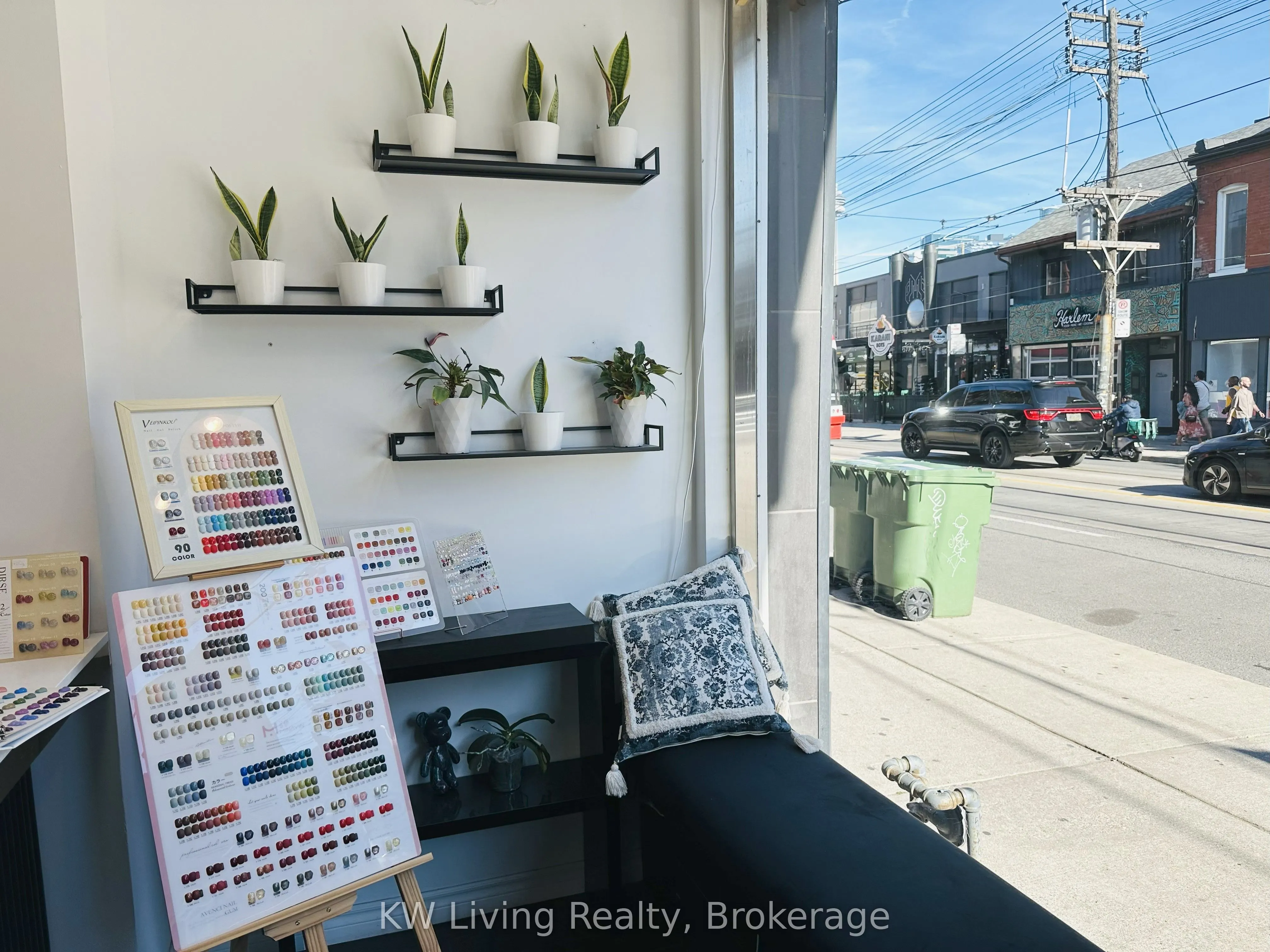 680 Queen Street W