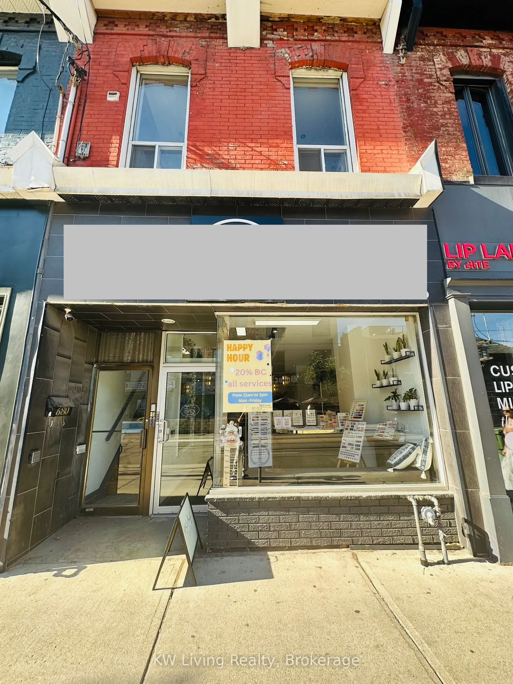 680 Queen Street W