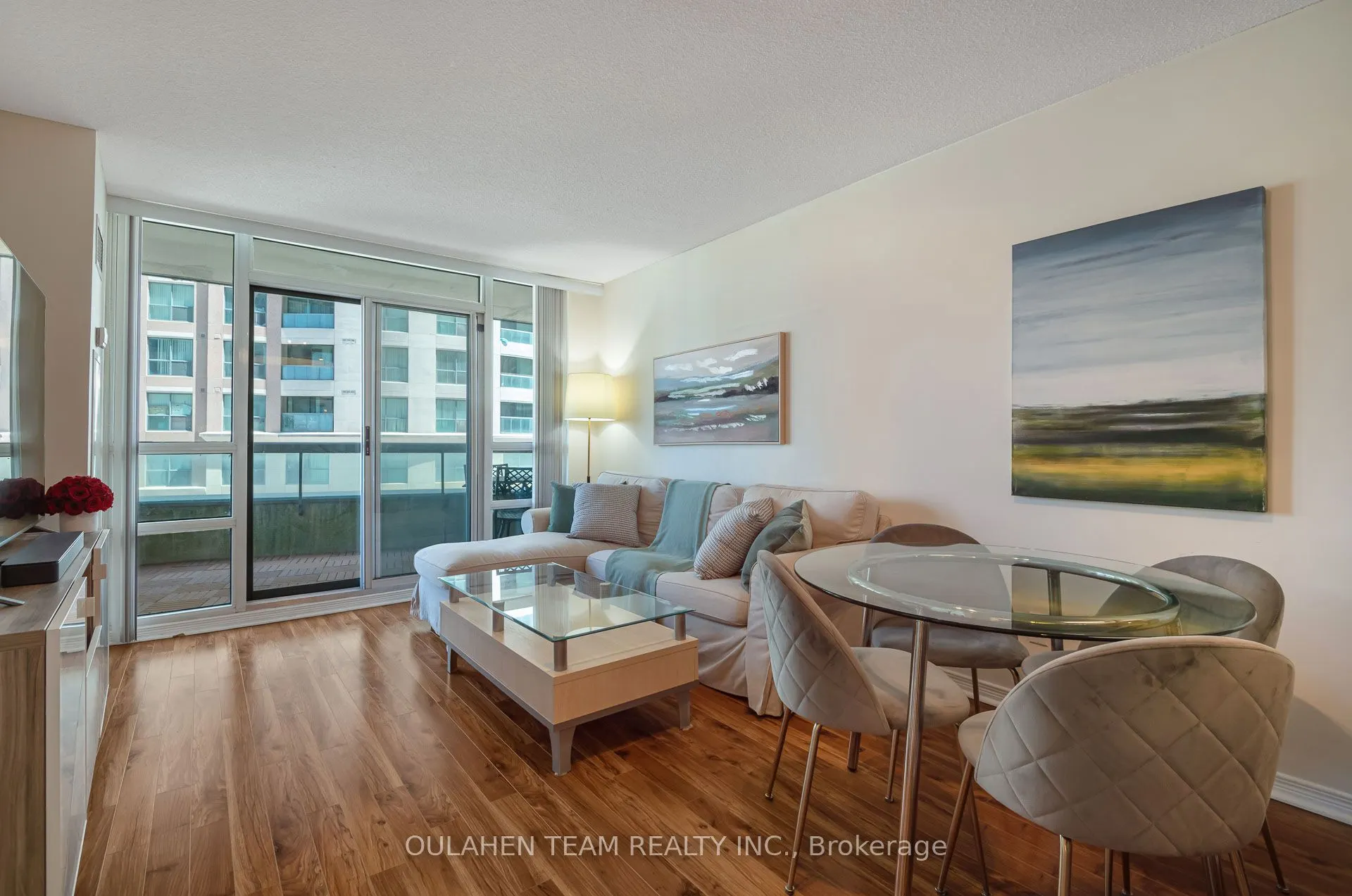 509 Beecroft Road, #517