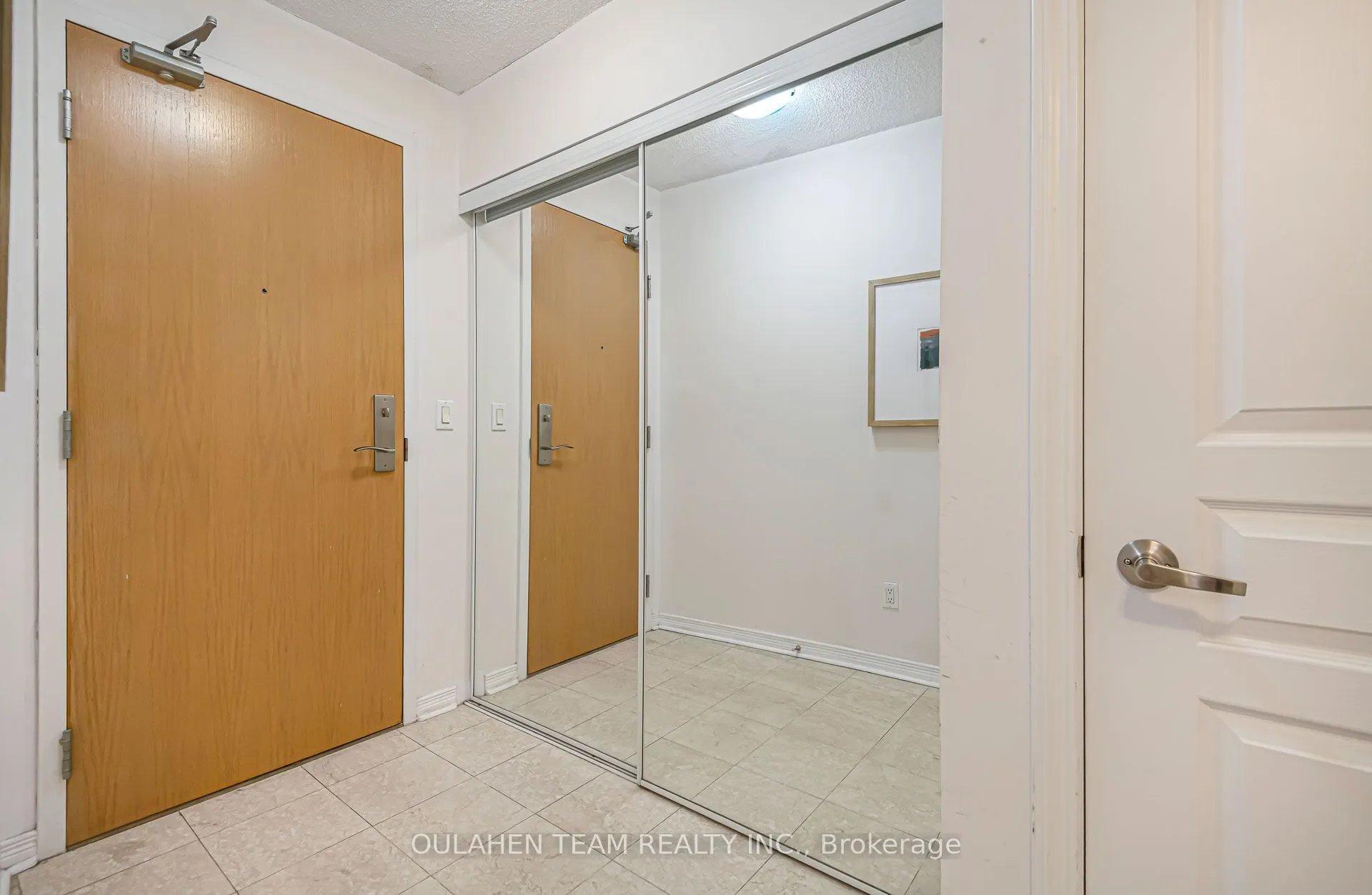 509 Beecroft Road, #517