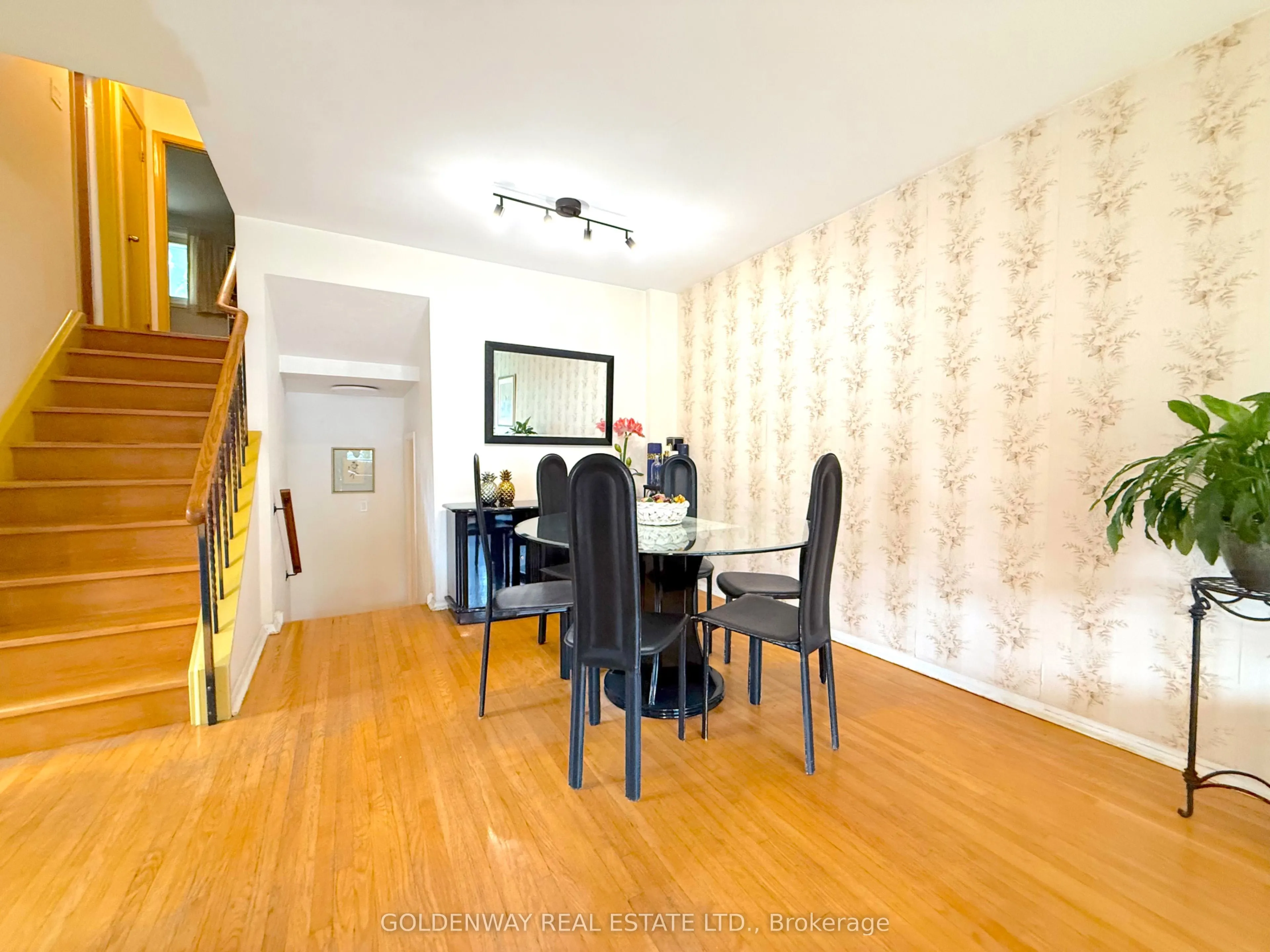 68 Fortrose Crescent