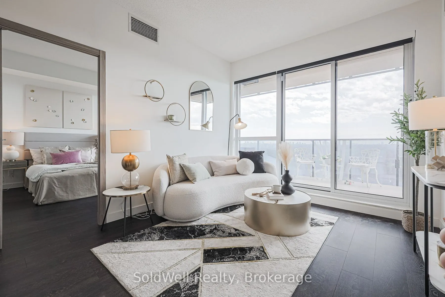 25 Mcmahon Drive, #1603