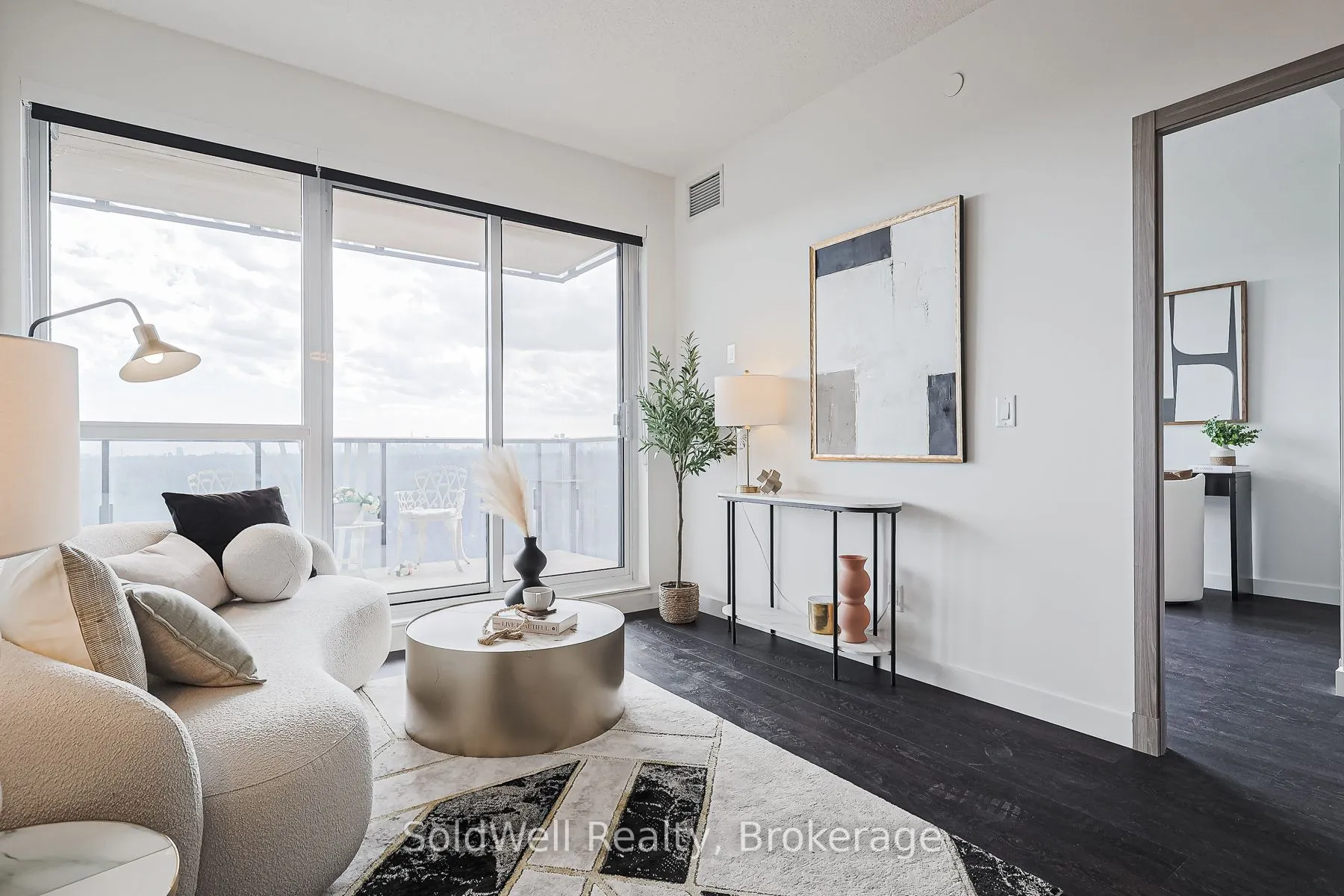 25 Mcmahon Drive, #1603