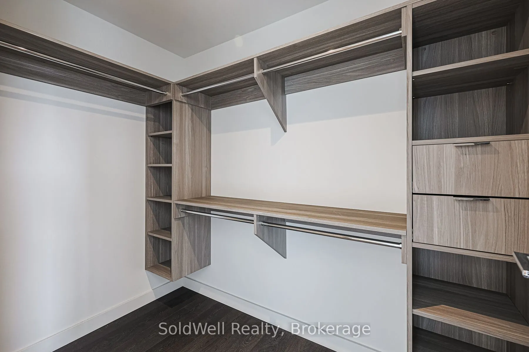 25 Mcmahon Drive, #1603