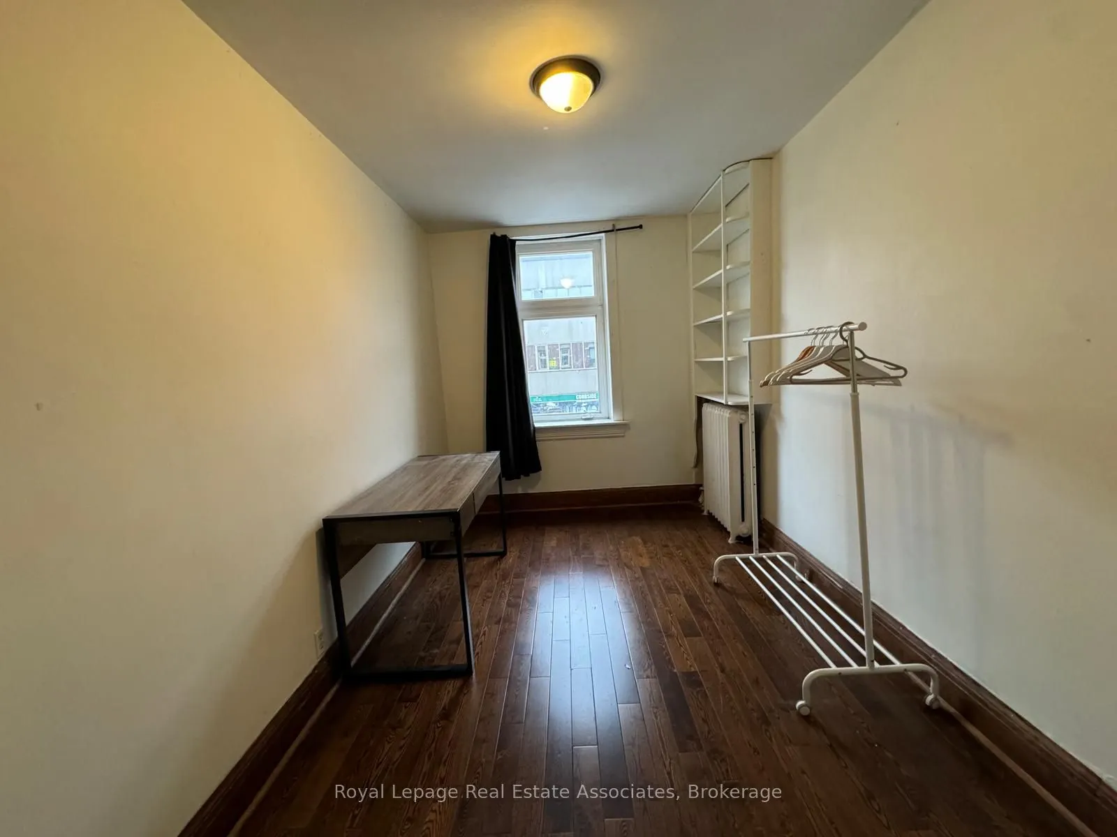 497 Bloor Street W, #Second Floor