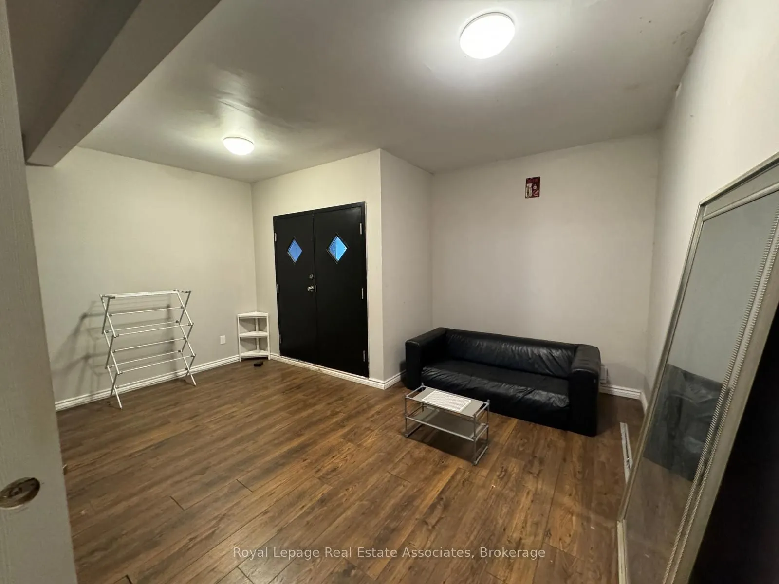 497 Bloor Street W, #Second Floor