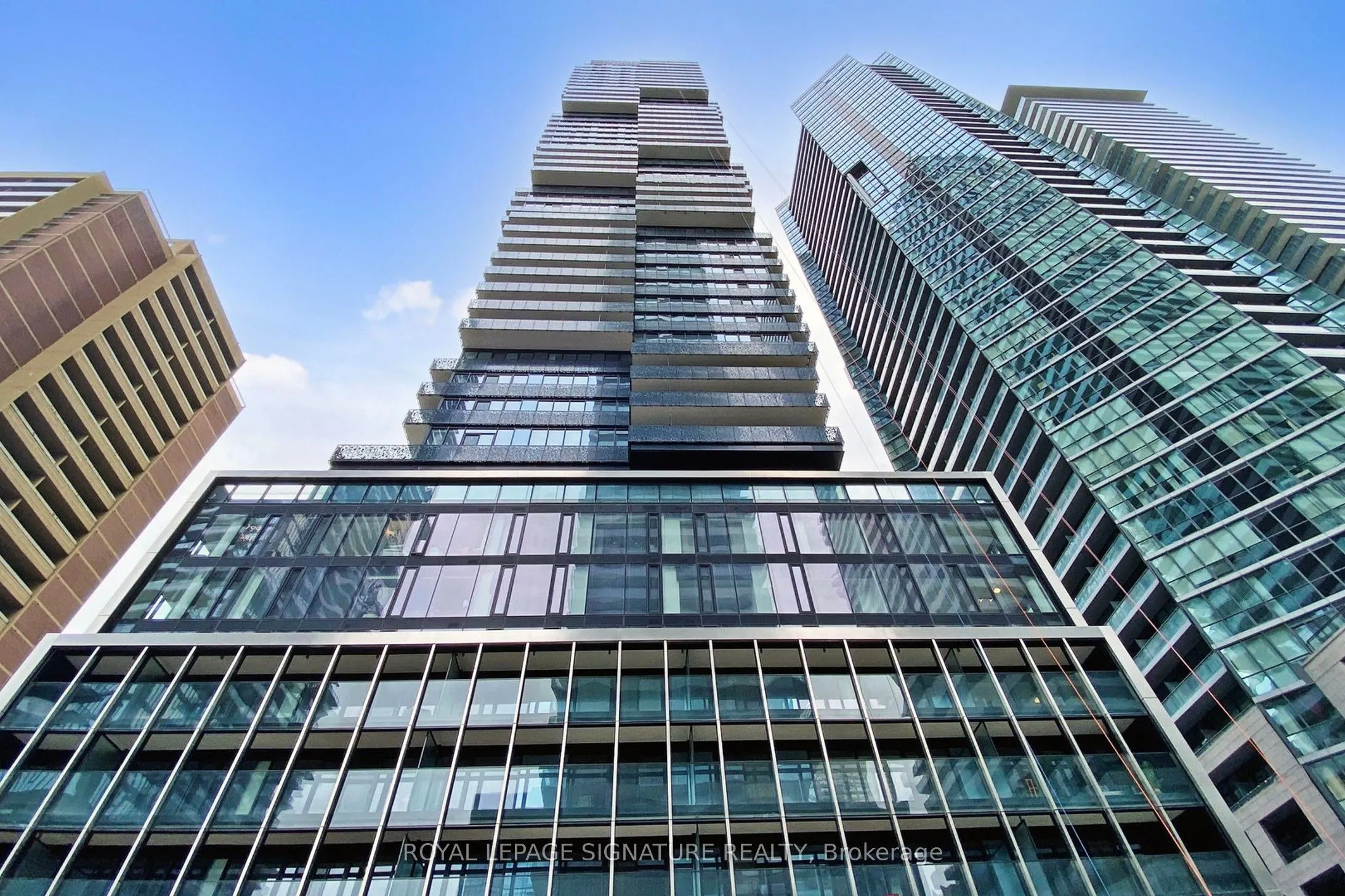 61 Charles Street E, #402