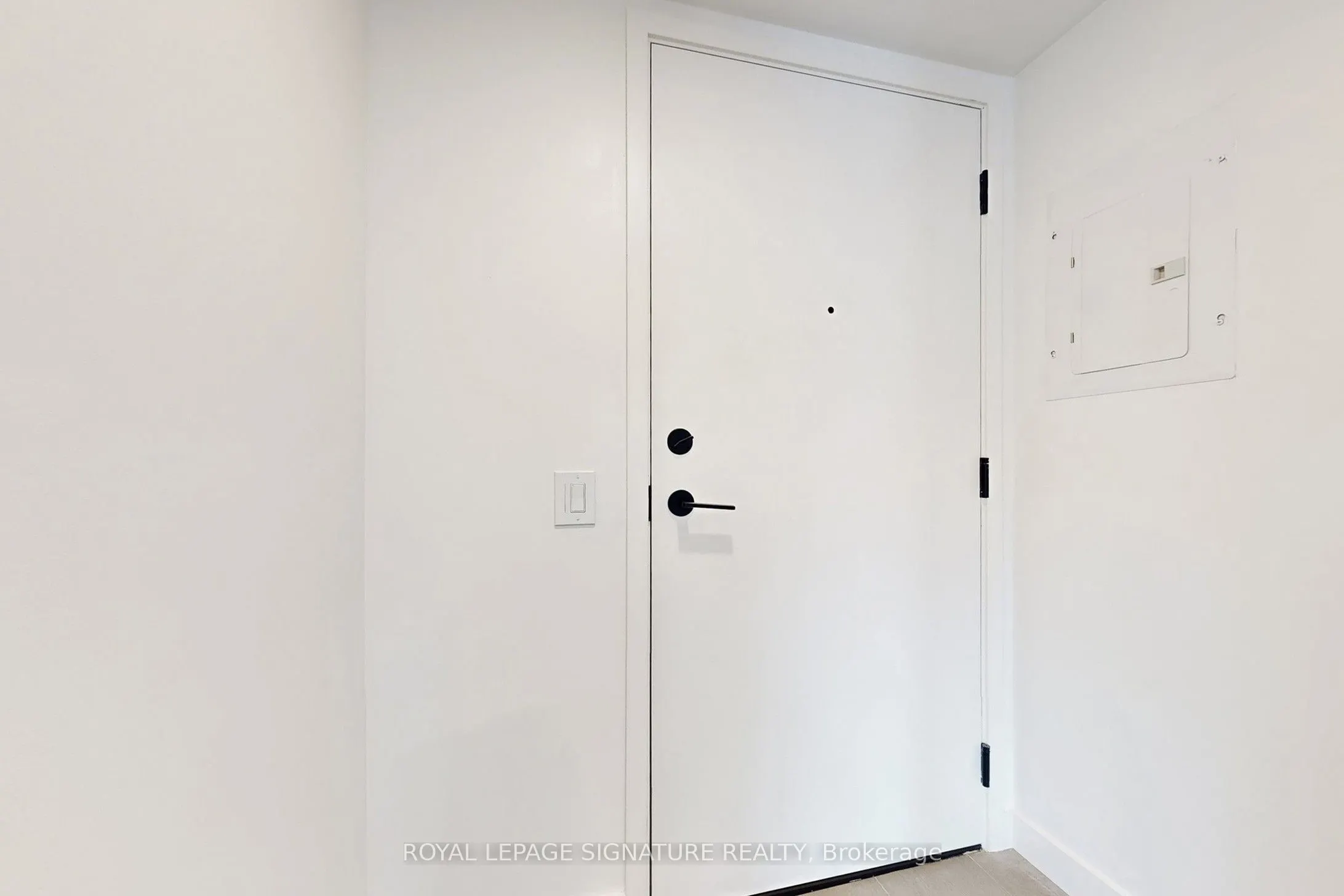 61 Charles Street E, #402