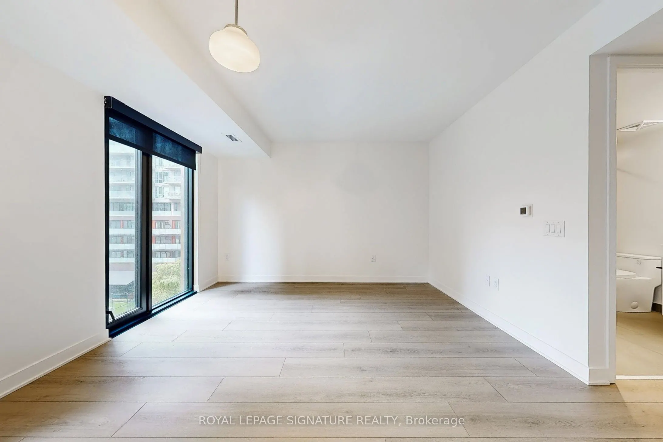 61 Charles Street E, #402
